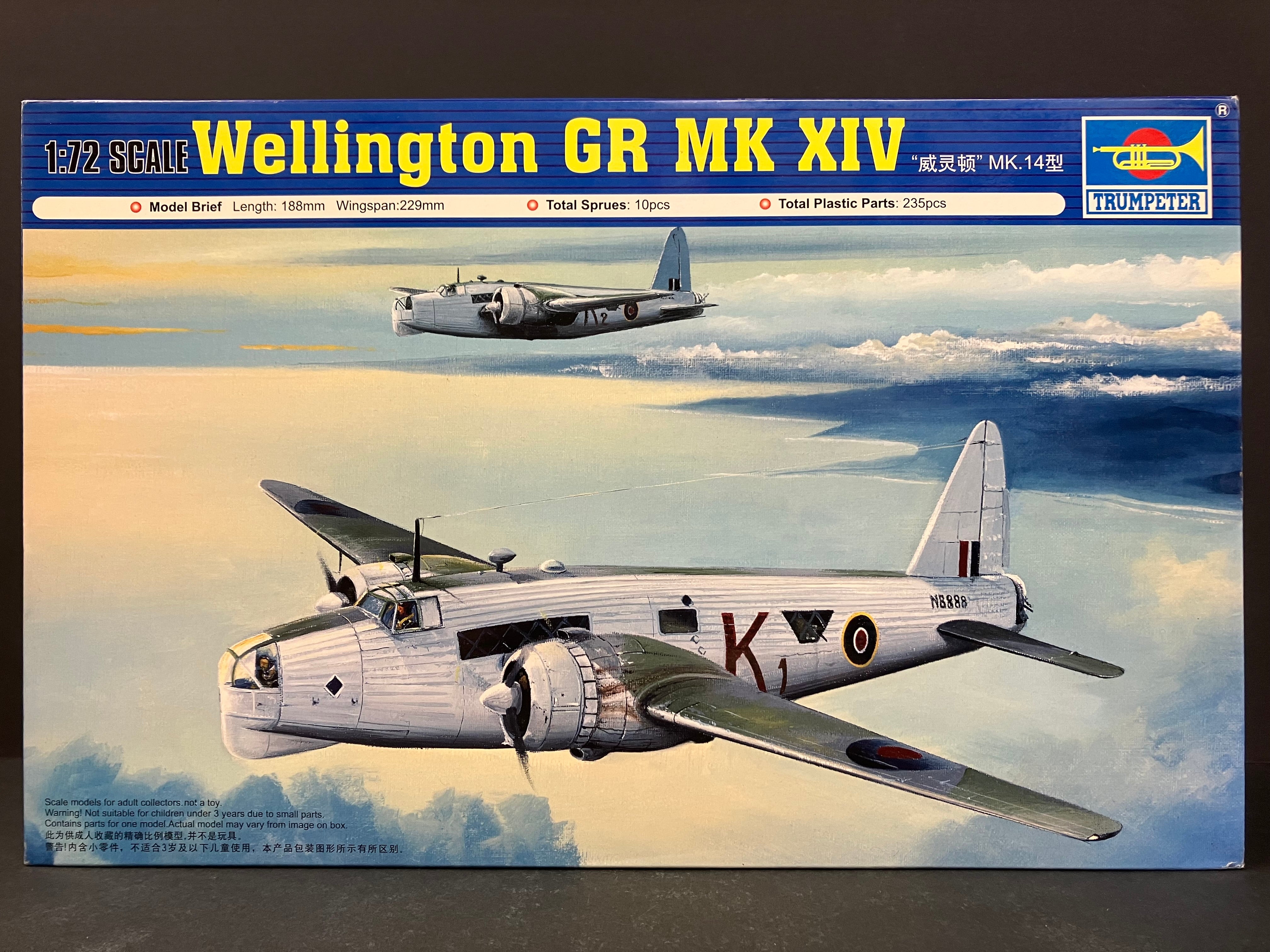 Plane Series No. 01633 1/72 Scale Vickers Wellington GR MK. XIV