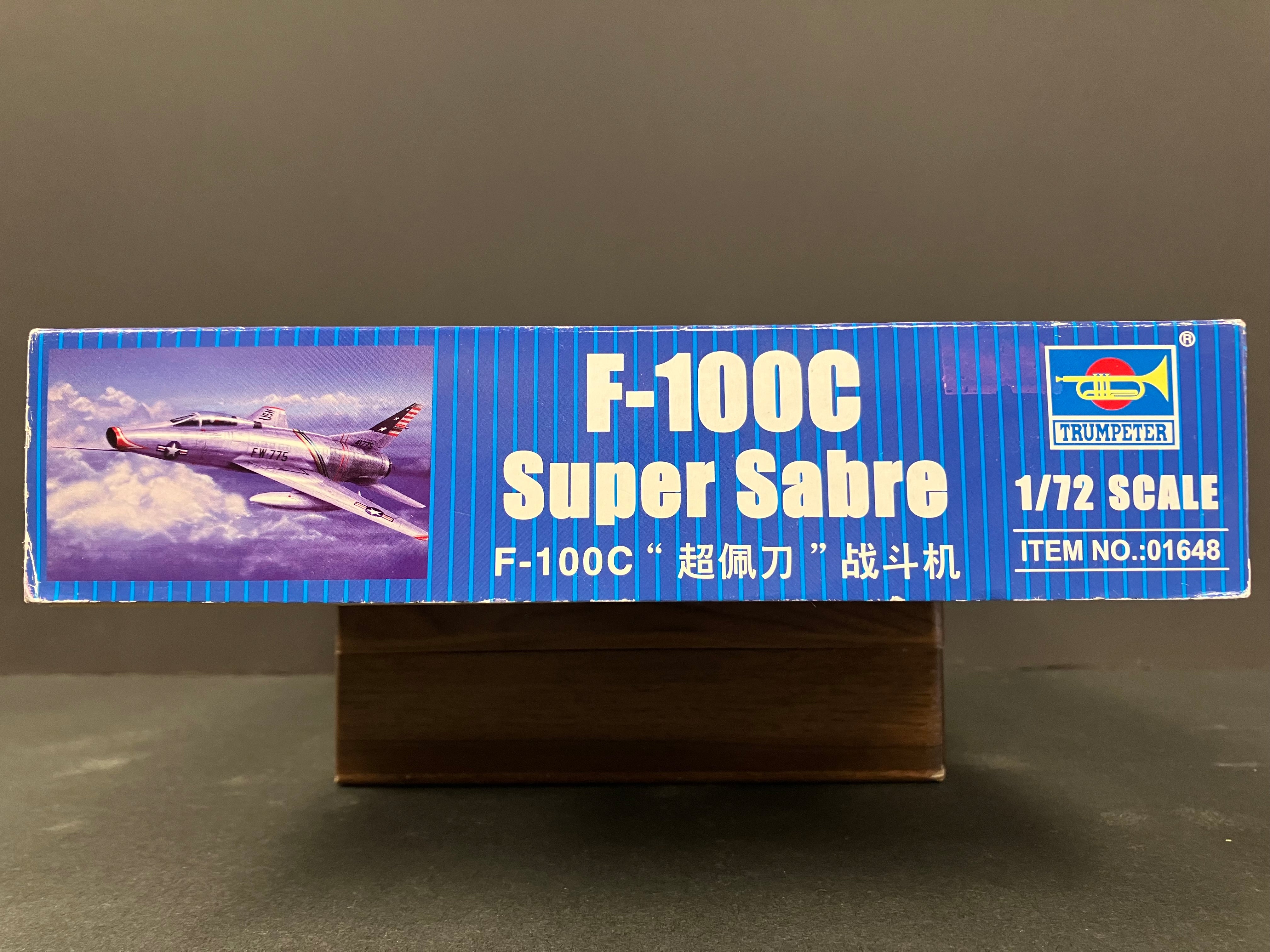 Plane Series No. 01648 1/72 Scale North American F-100C Super Sabre