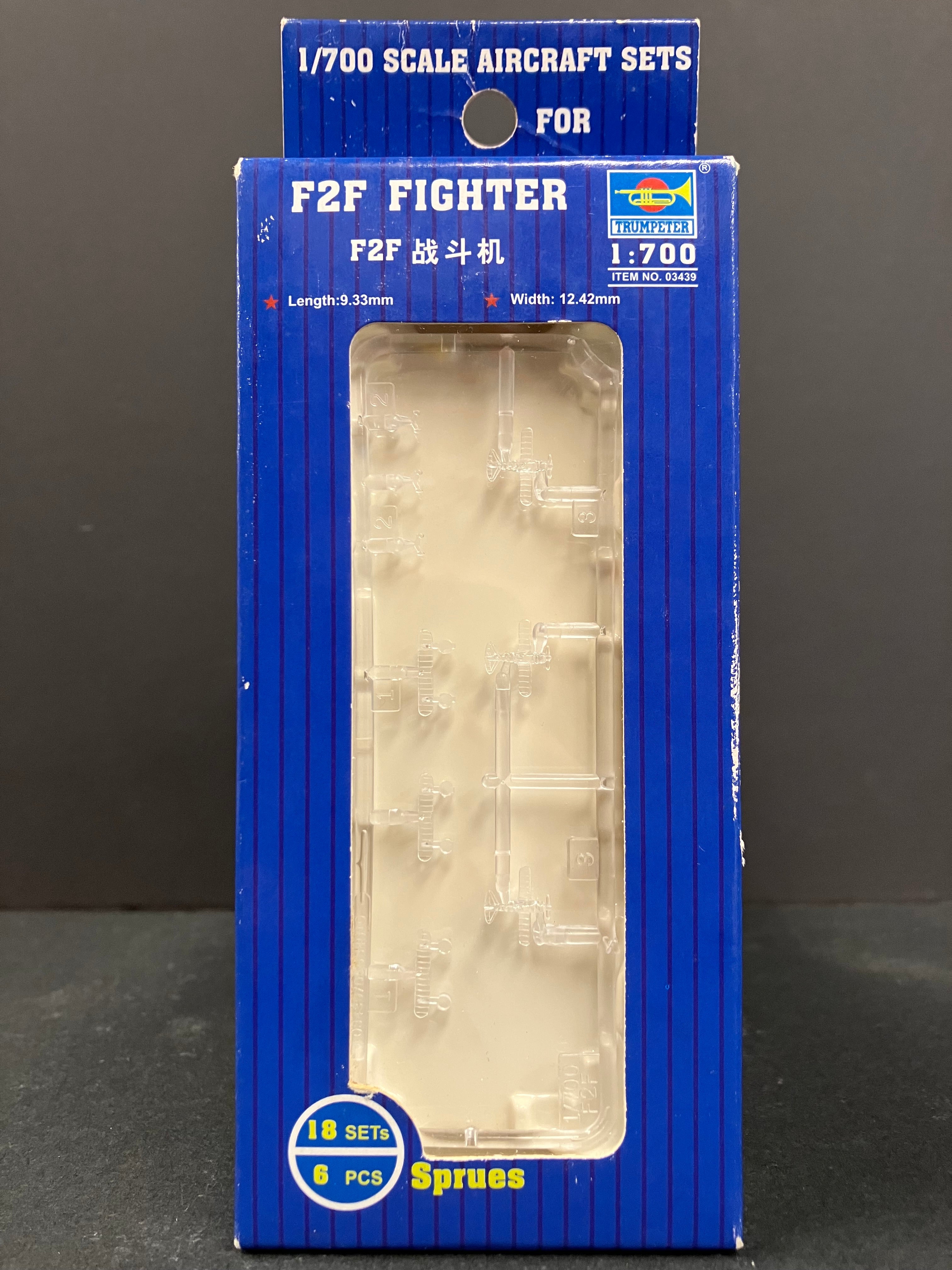 Plane Series No. 03439 1/700 Scale Aircraft Sets for Aircraft Carrier F2F Fighter (18 Planes per Box)