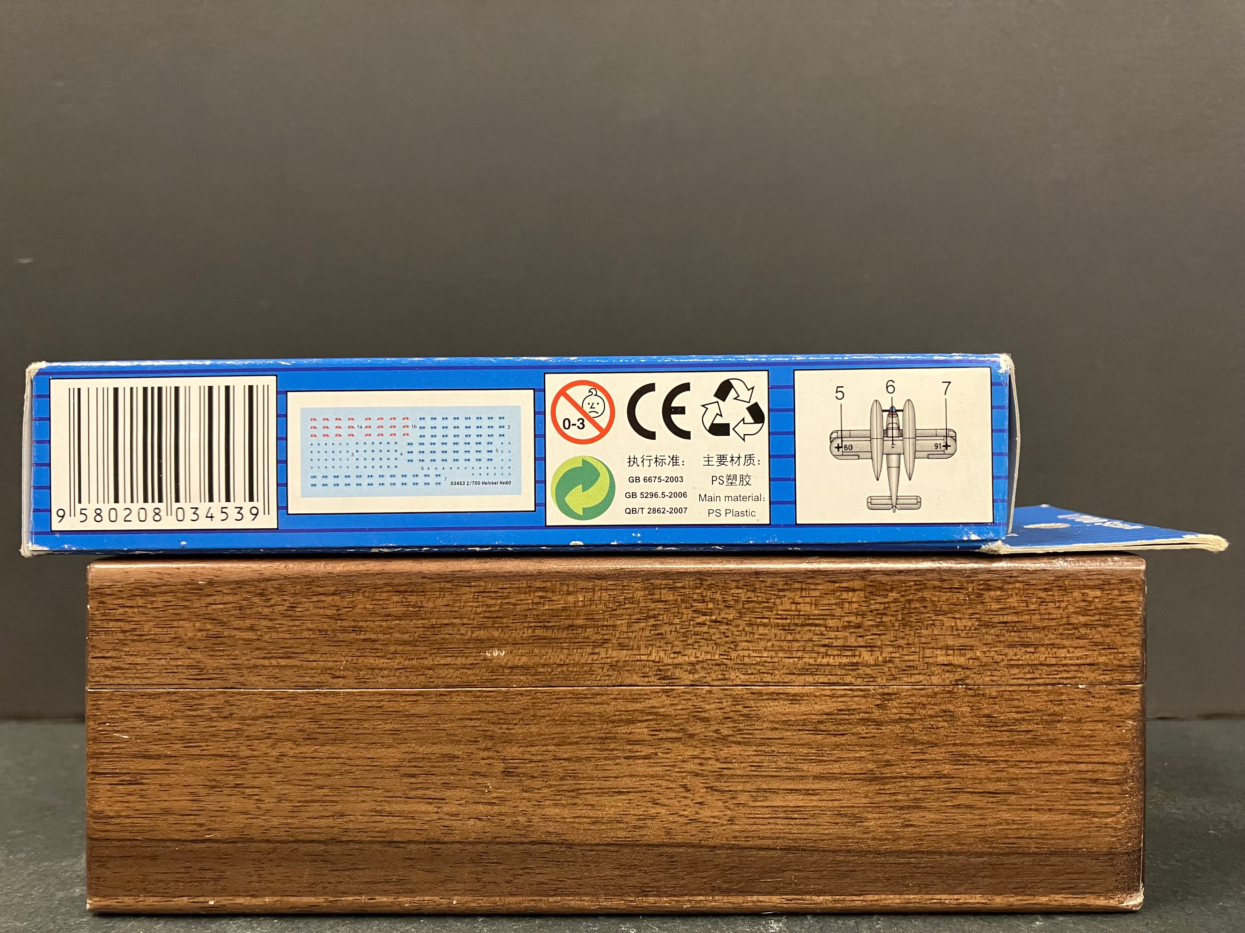 Plane Series No. 03453 1/700 Scale Aircraft Sets Heinkel He 60 (12 Planes per Box)