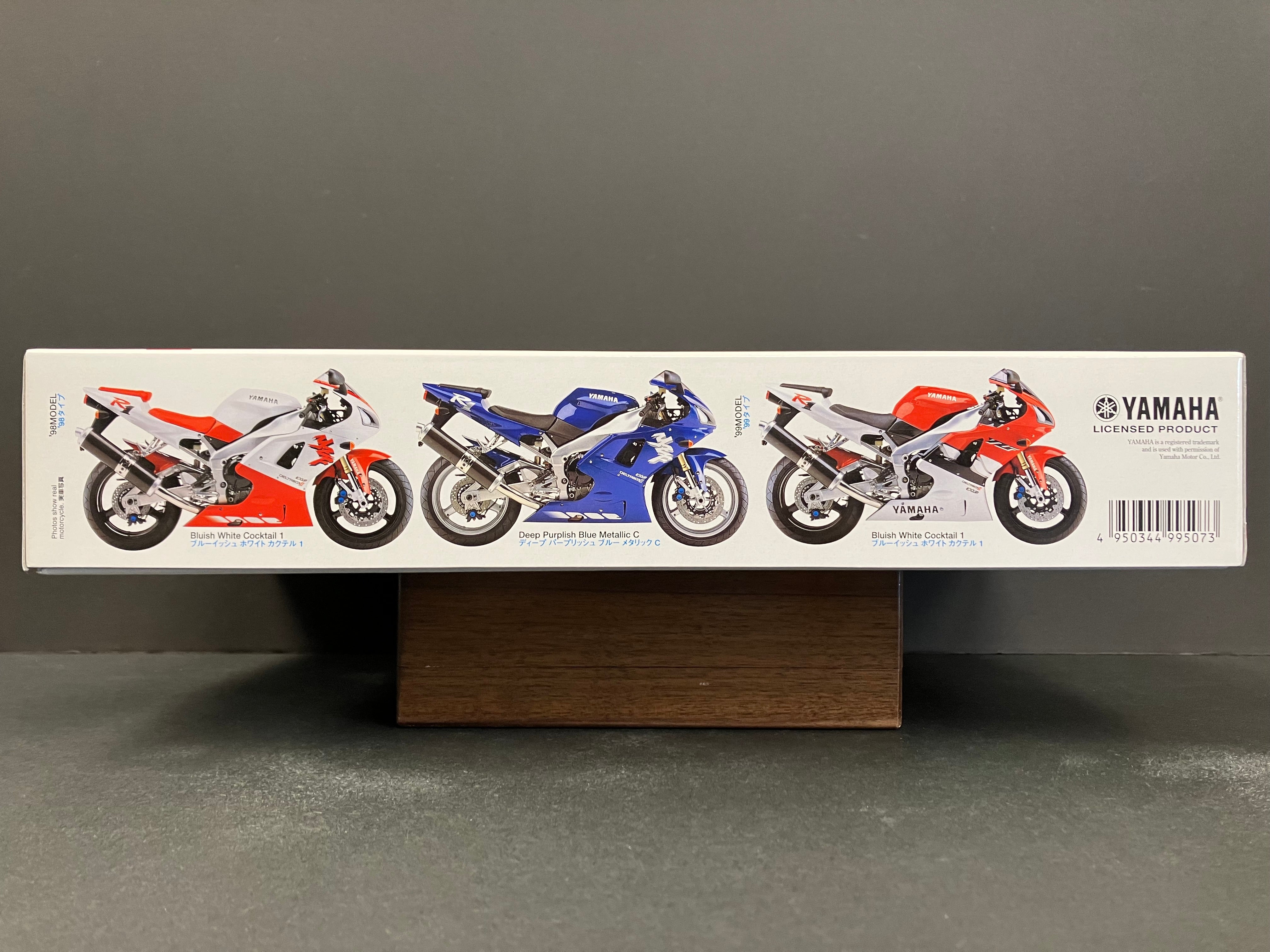 No. 073 Yamaha YZF-R1