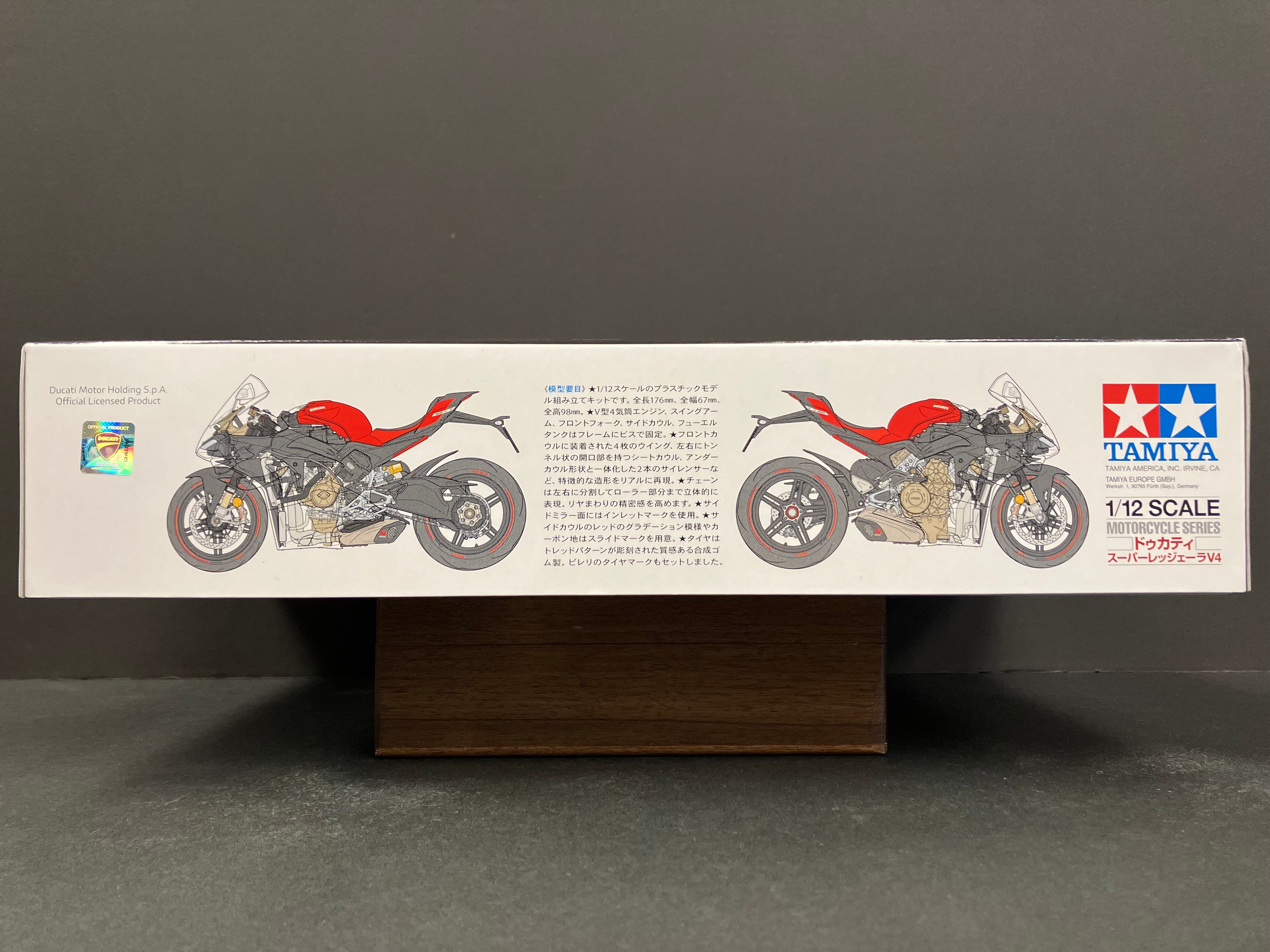 No. 140 Ducati Superleggera V4