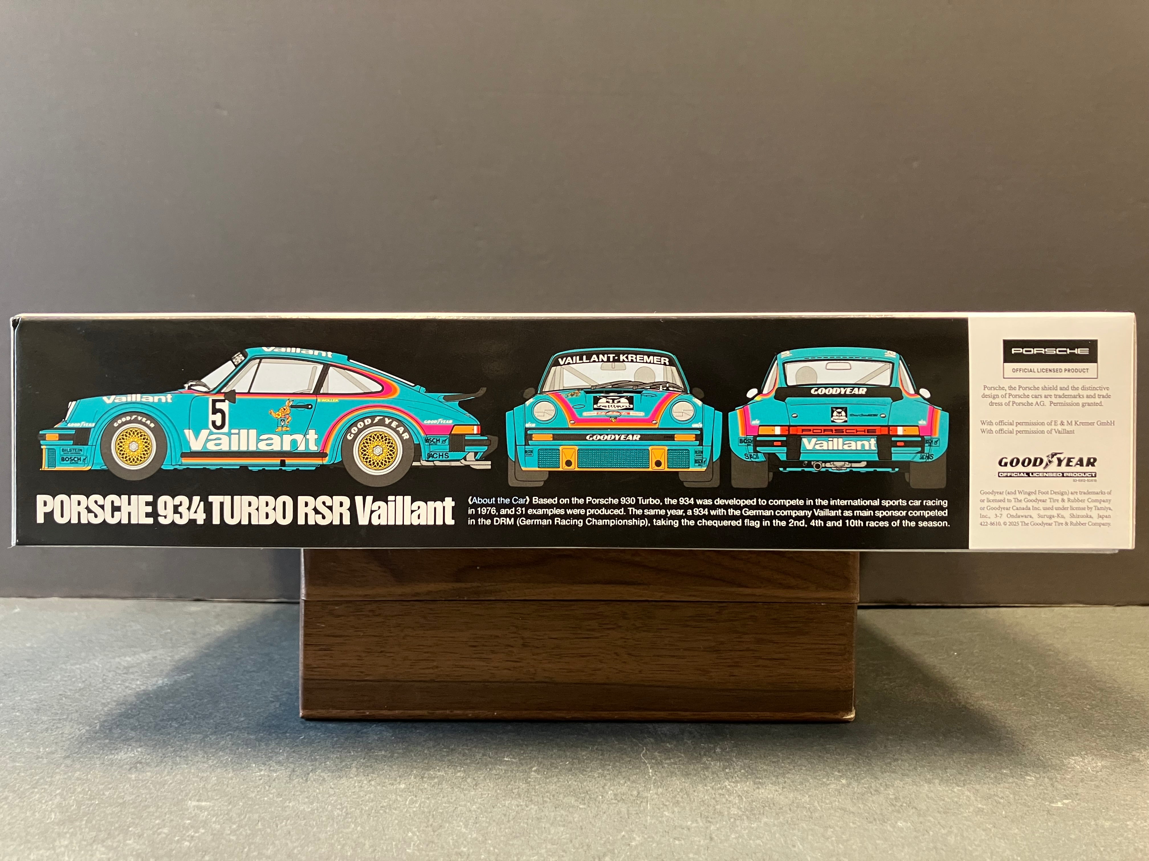 No. 334 Porsche 934 Turbo RSR Vaillant Kremer Racing (Photo-etched parts included) ~ Year 1976 DRM German Racing Championship Entrant Version