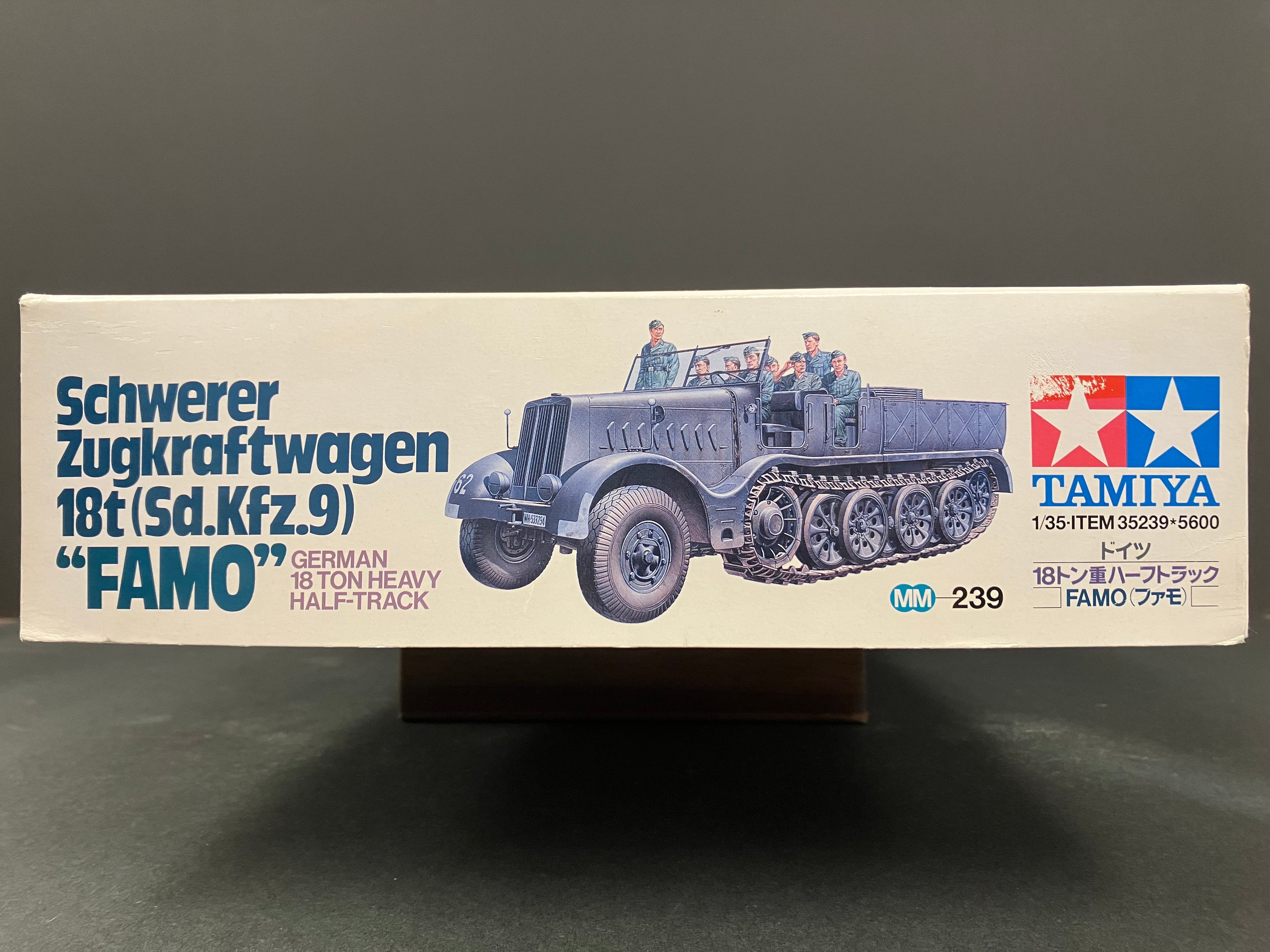 1/35 Scale Military Miniature Series: No. 239 Schwerer Zugkraftwagen 18t (Sd.Kfz.9) “︁FAMO”︁