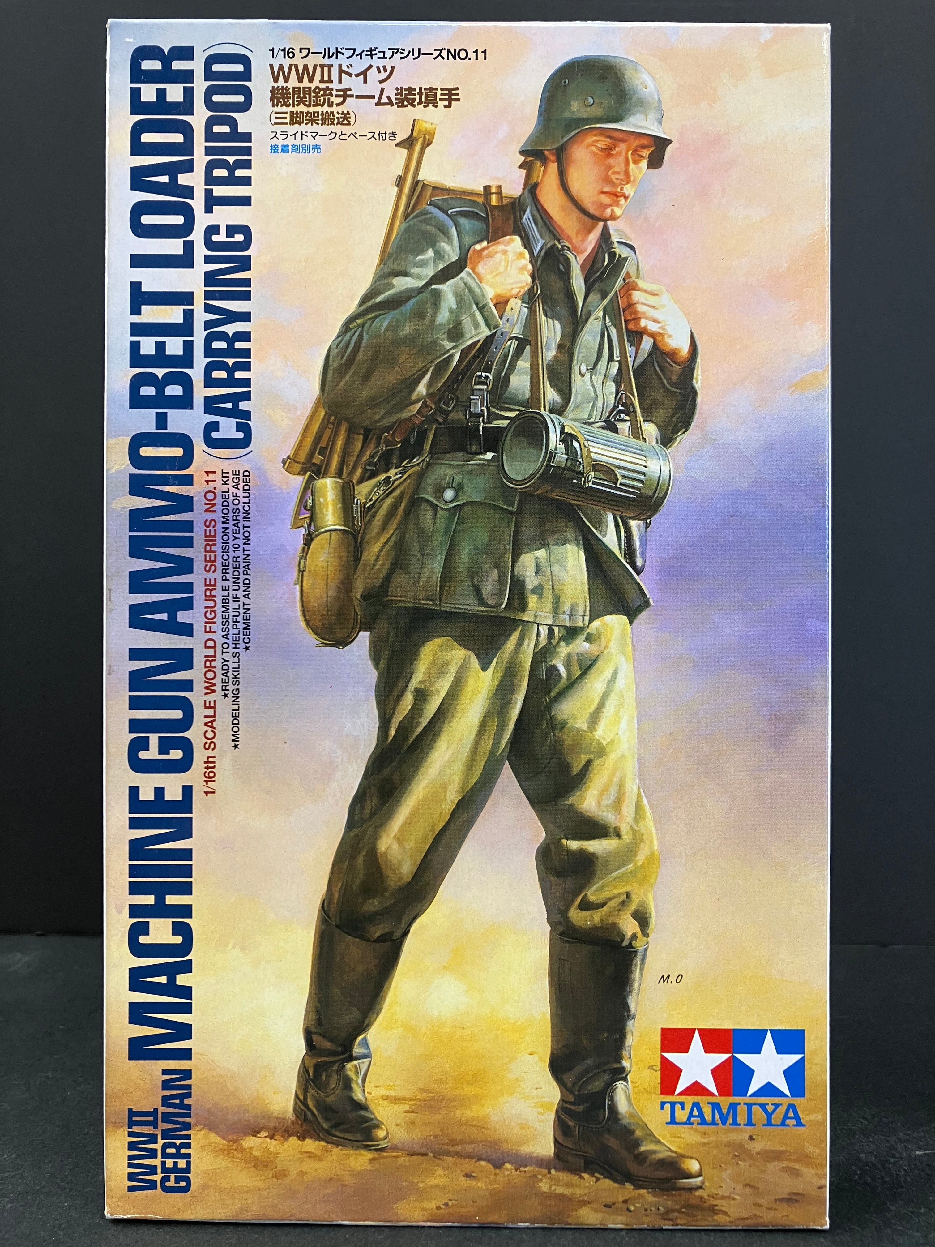 1/16 Scale No. 11 WWII German Machine Gun Ammo-Belt Loader (Carrying Tripod)