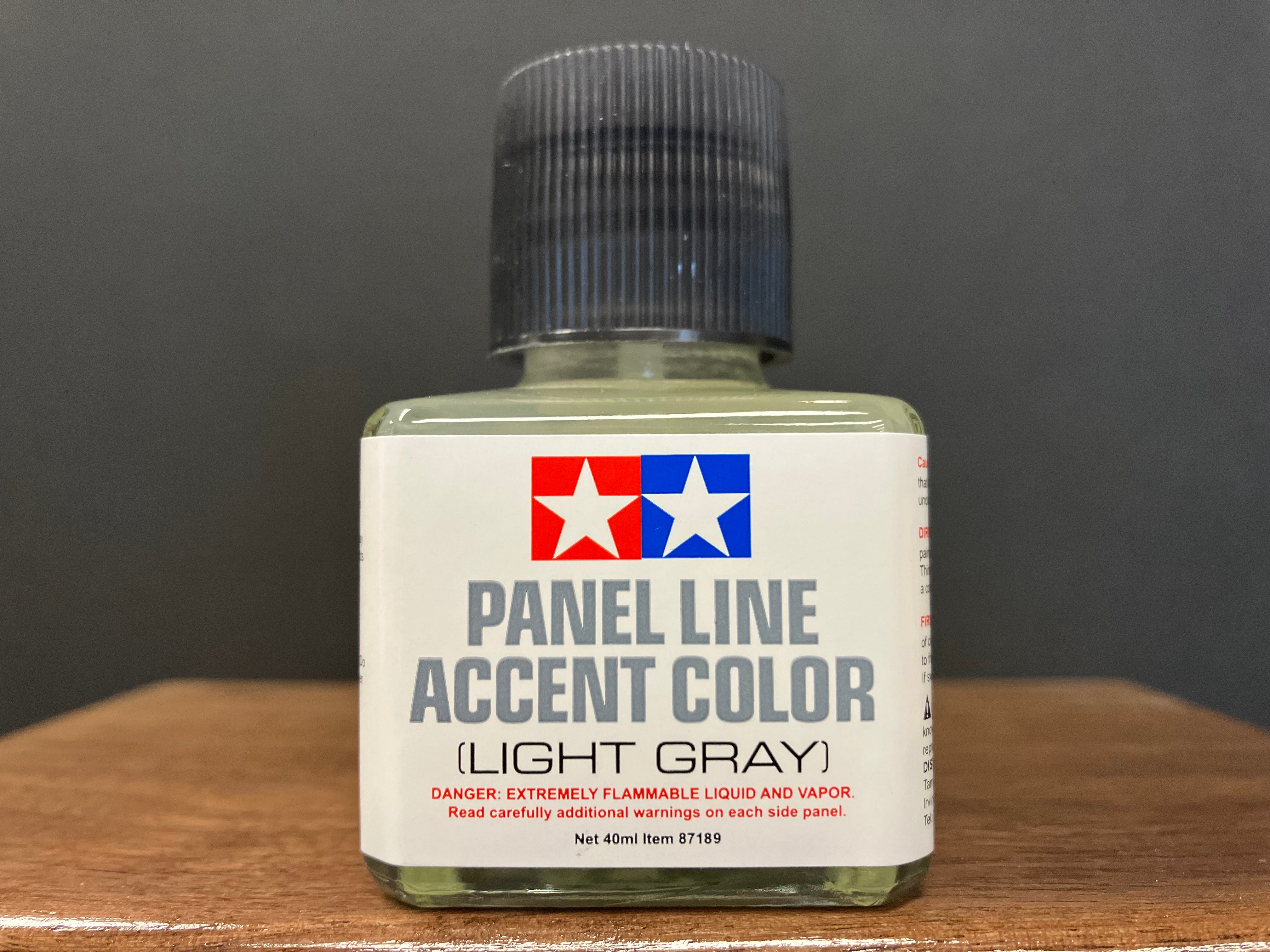 Panel Line Accent Color (Light Gray)