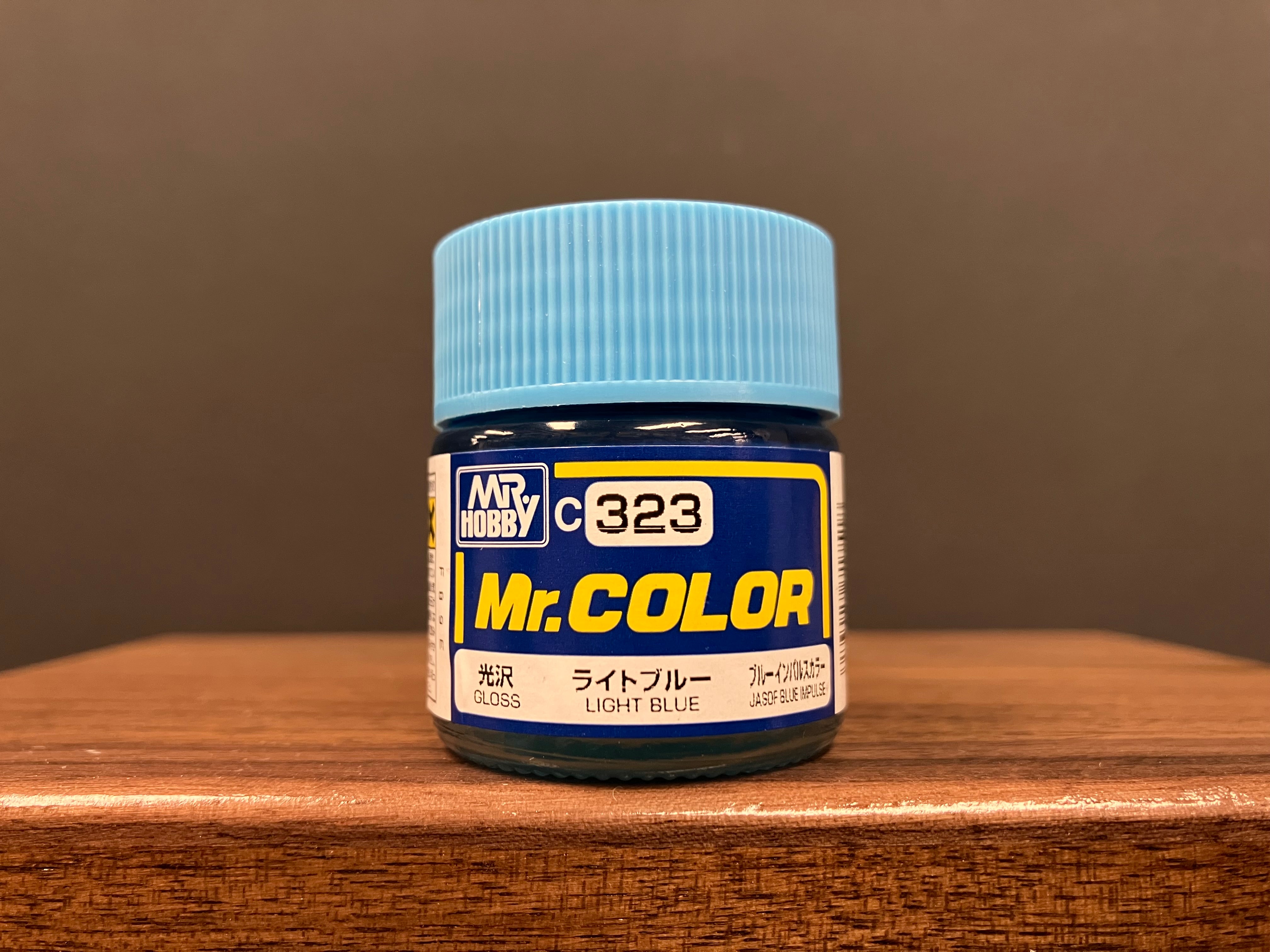 Gloss Light Blue C323 光澤: 淺藍色 日本航空自衛隊 藍脈衝色