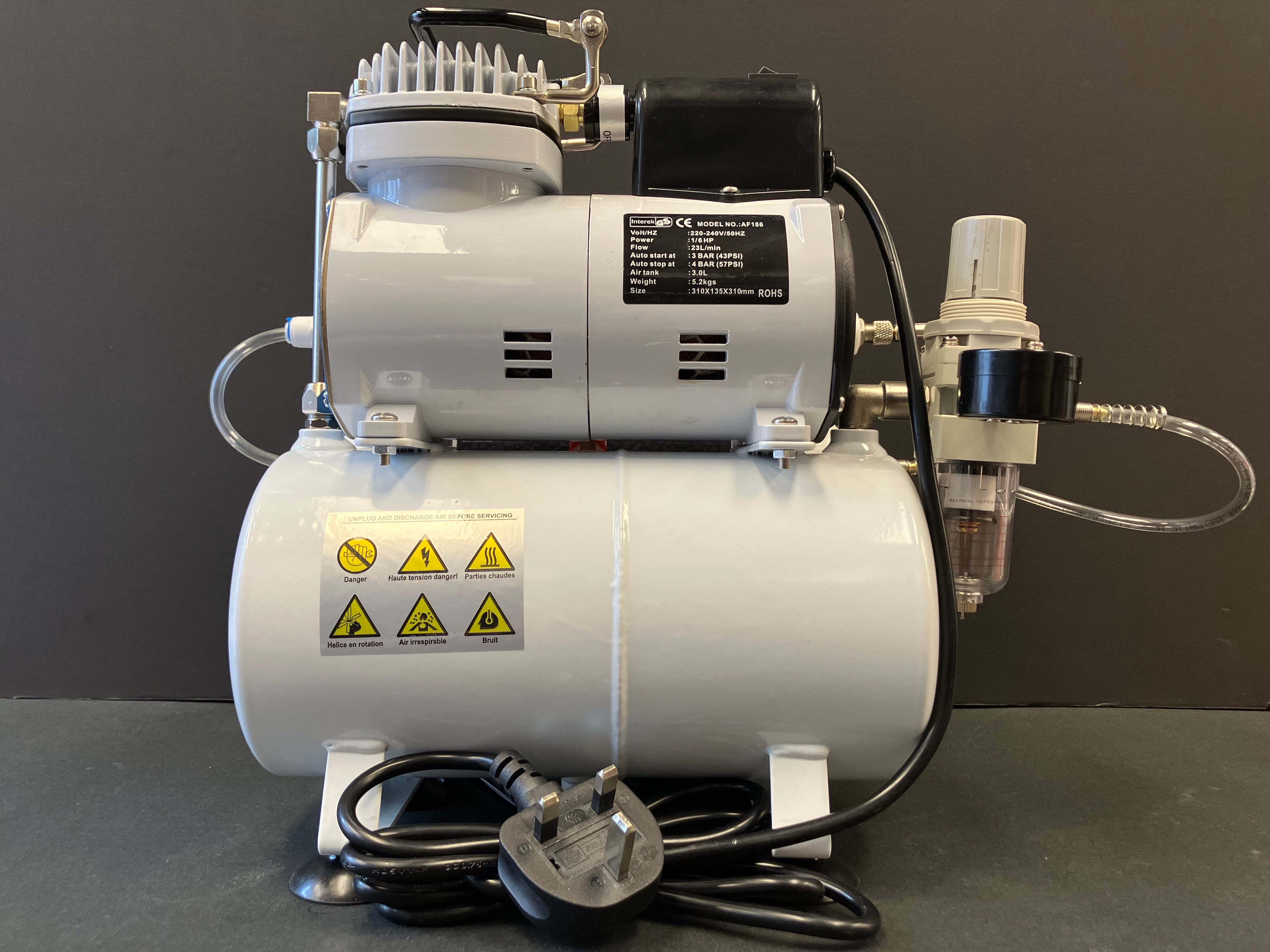 Single Cylinder Compressor with 3.0 Litre Air Tank & Twin Cylindrical Moisture Separators AF186-FFF
