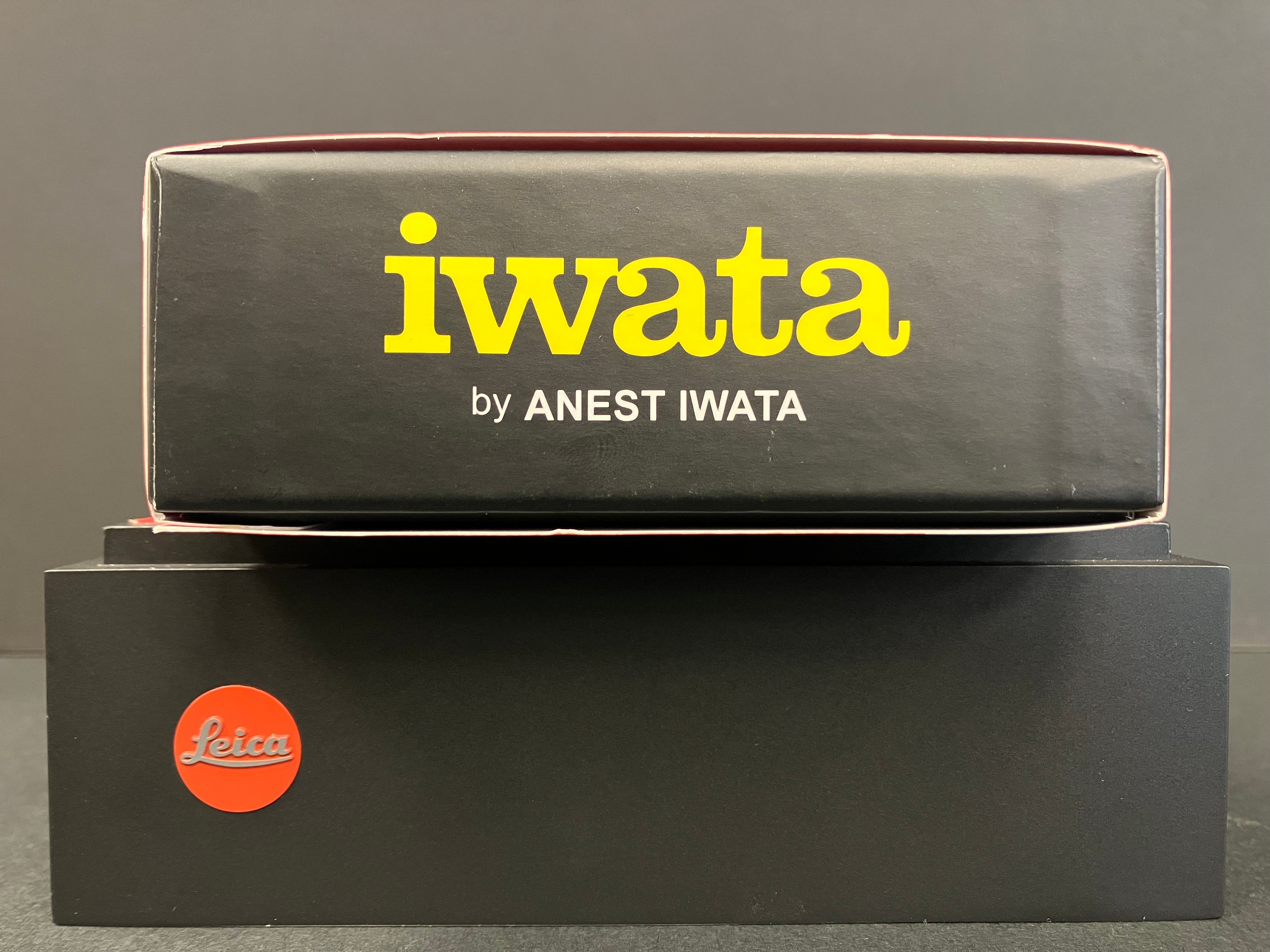 Revolution HP-CR Gravity Feed 0.5 mm Dual Action Airbrush R 4500