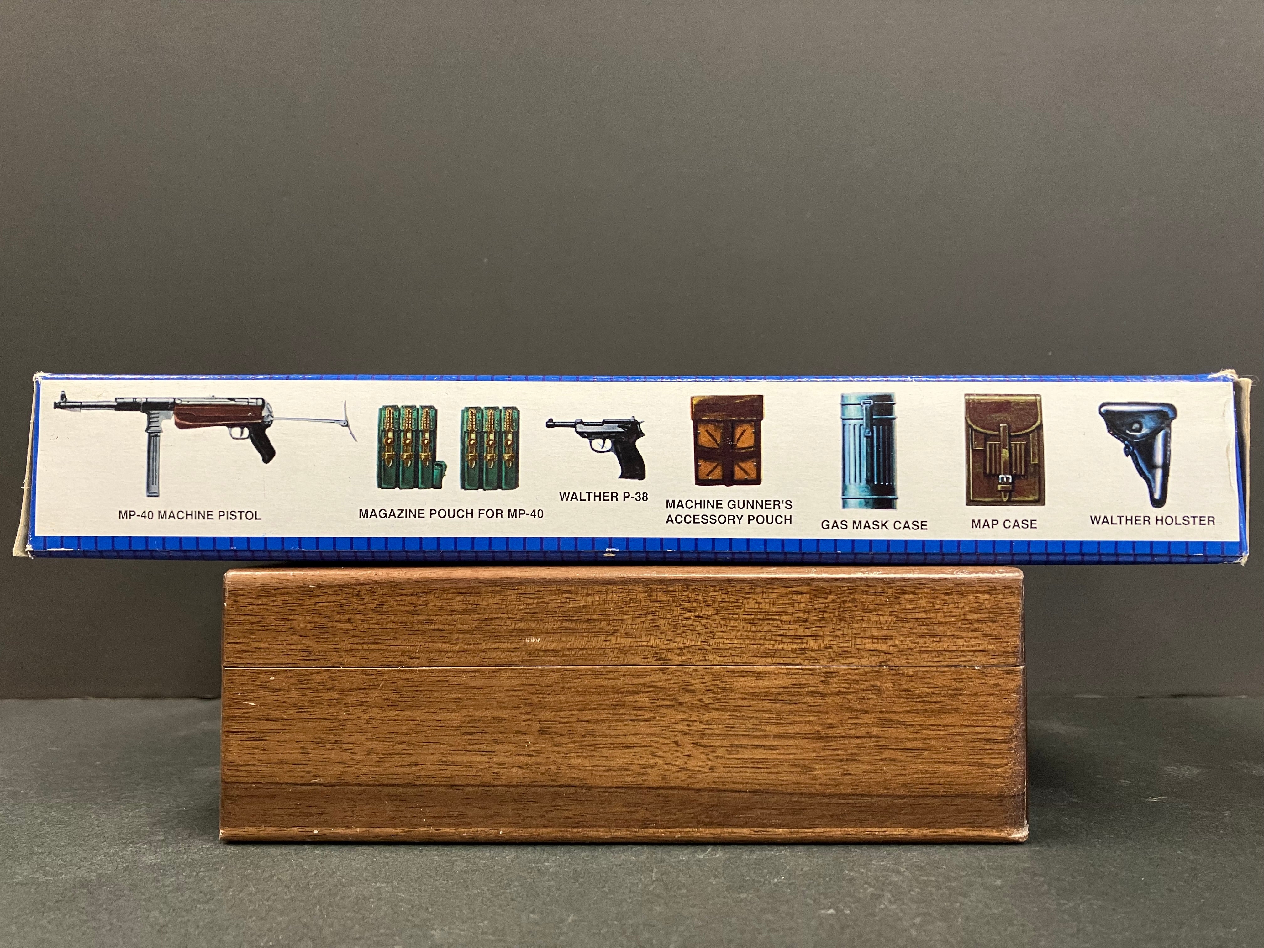 Military Figures Series No. 00402 1/35 Scale Panzer Division [Poland Year 1939] ~ Part I