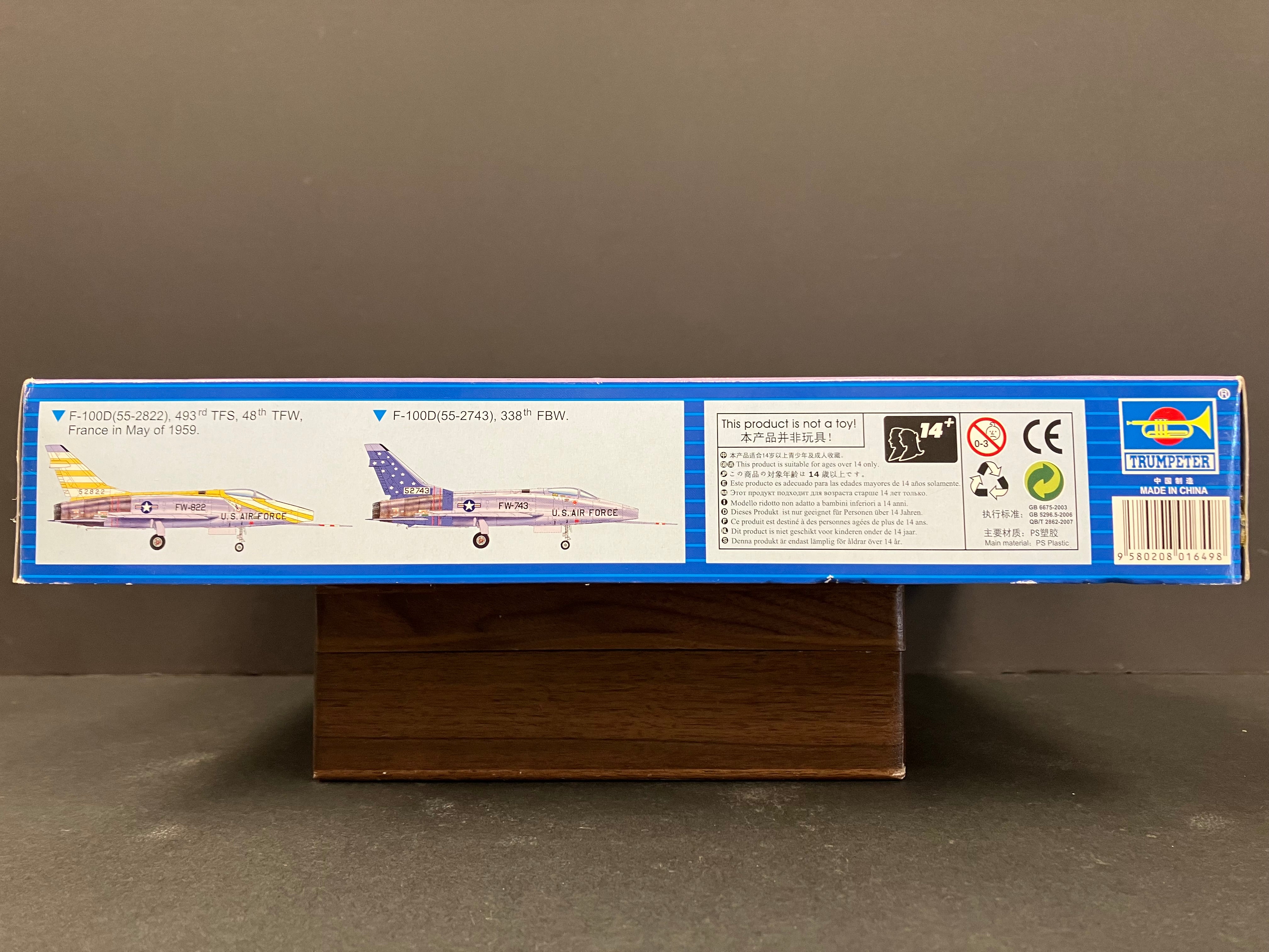 Plane Series No. 01649 1/72 Scale North American F-100D Super Sabre