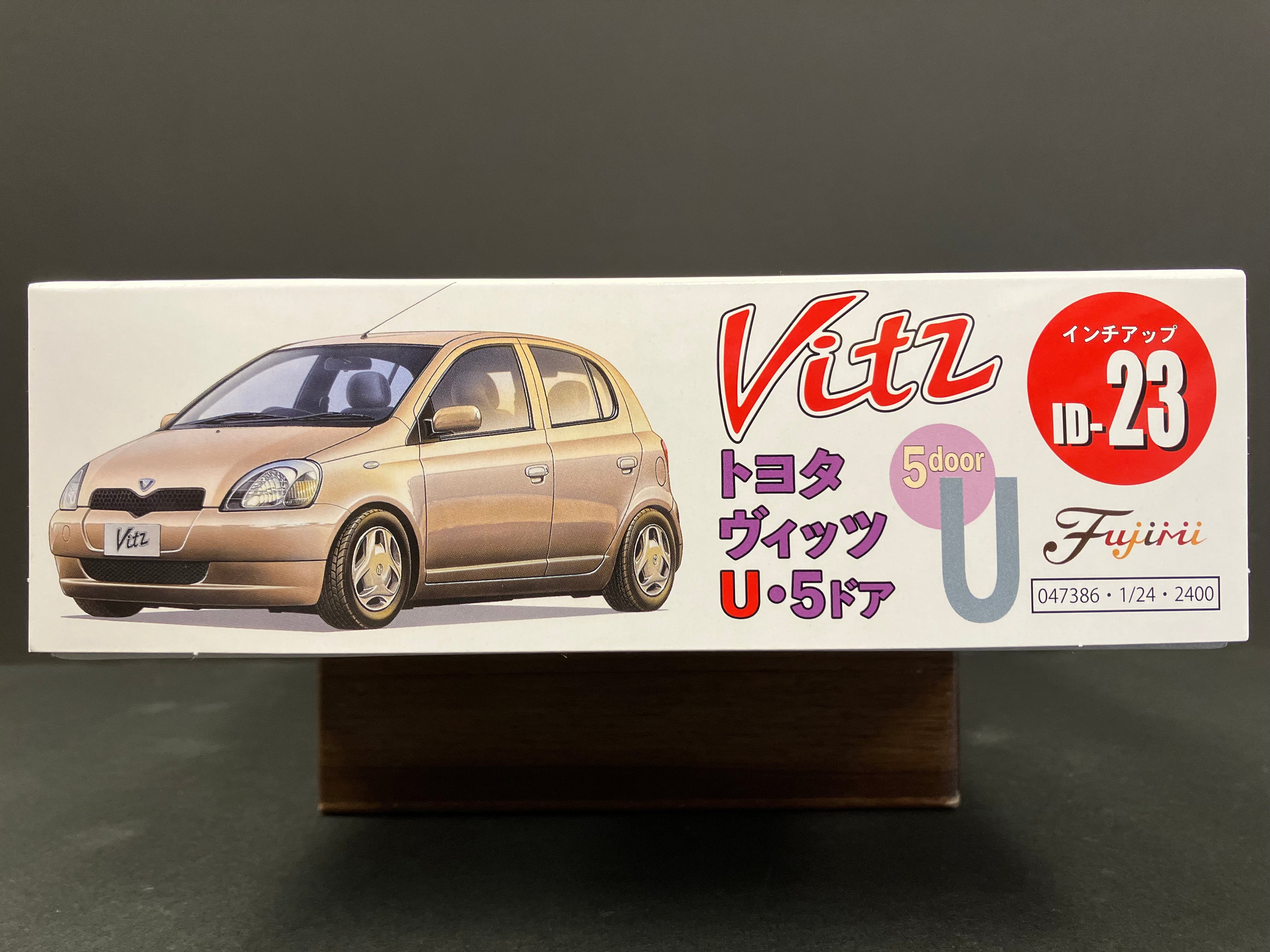 ID-23 Toyota Vitz (Yaris/Echo) 5 Door Type U SCP10 [第一代]
