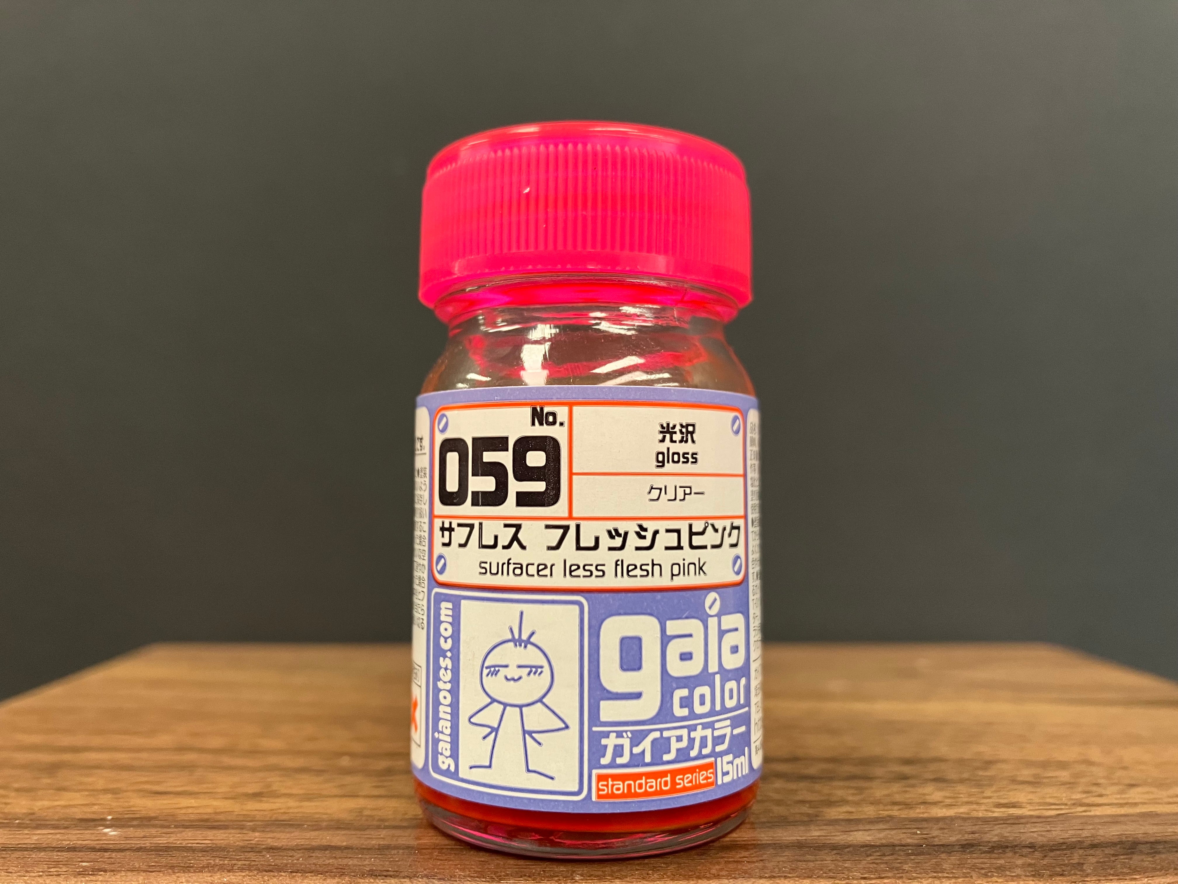 Gloss Surfacer Less Flesh Pink 059 光澤: 剔透亮粉紅色