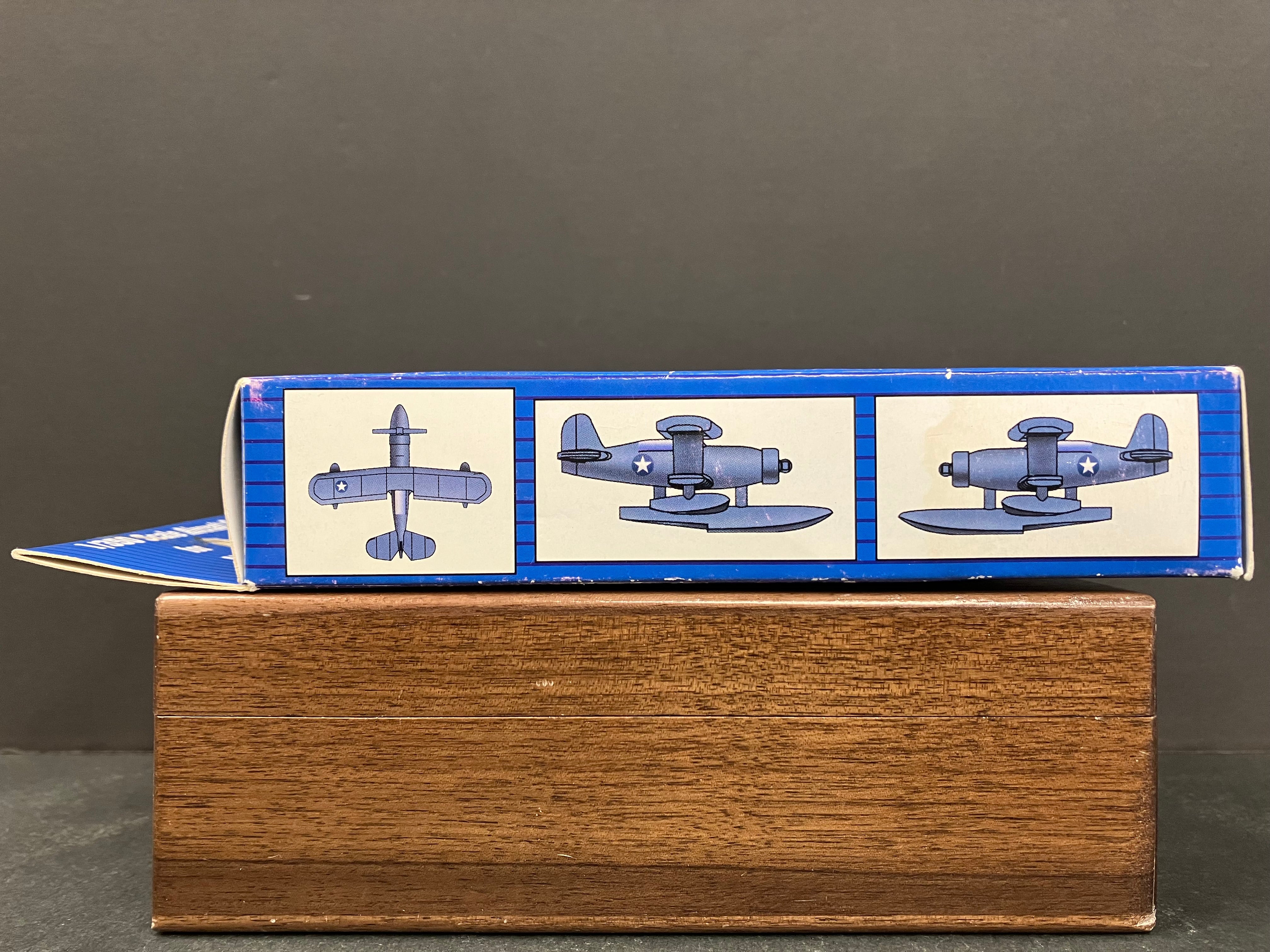 Plane Series No. 06205 1/350 Scale Aircraft Sets for Aircraft Carrier SOC-3 “︁Seagull”︁ Scout Plane (6 pcs. per Box)
