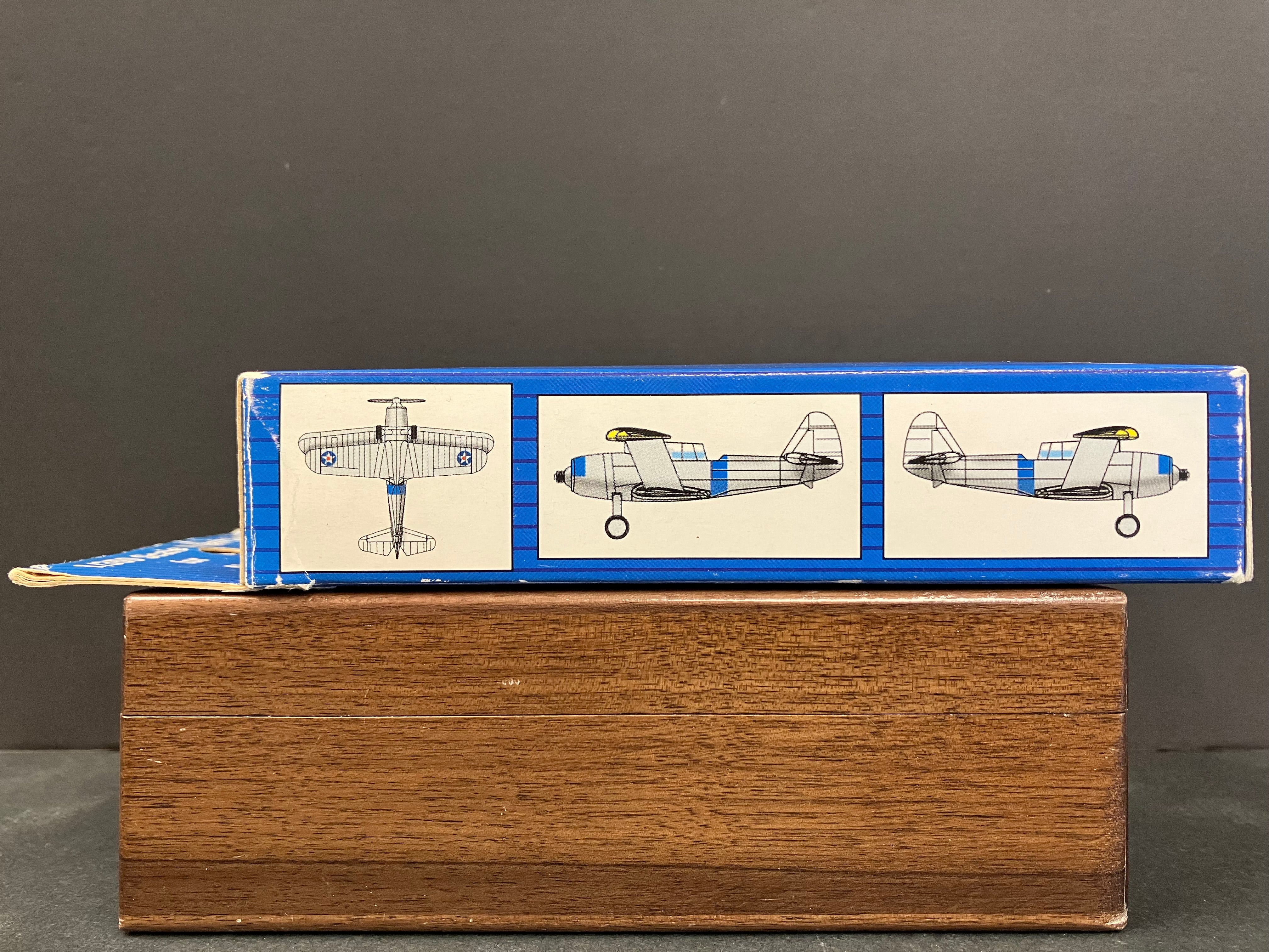 Plane Series No. 06247 1/350 Scale Aircraft Sets for Aircraft Carrier SBU Scout Bomber (6 pcs. per Box)