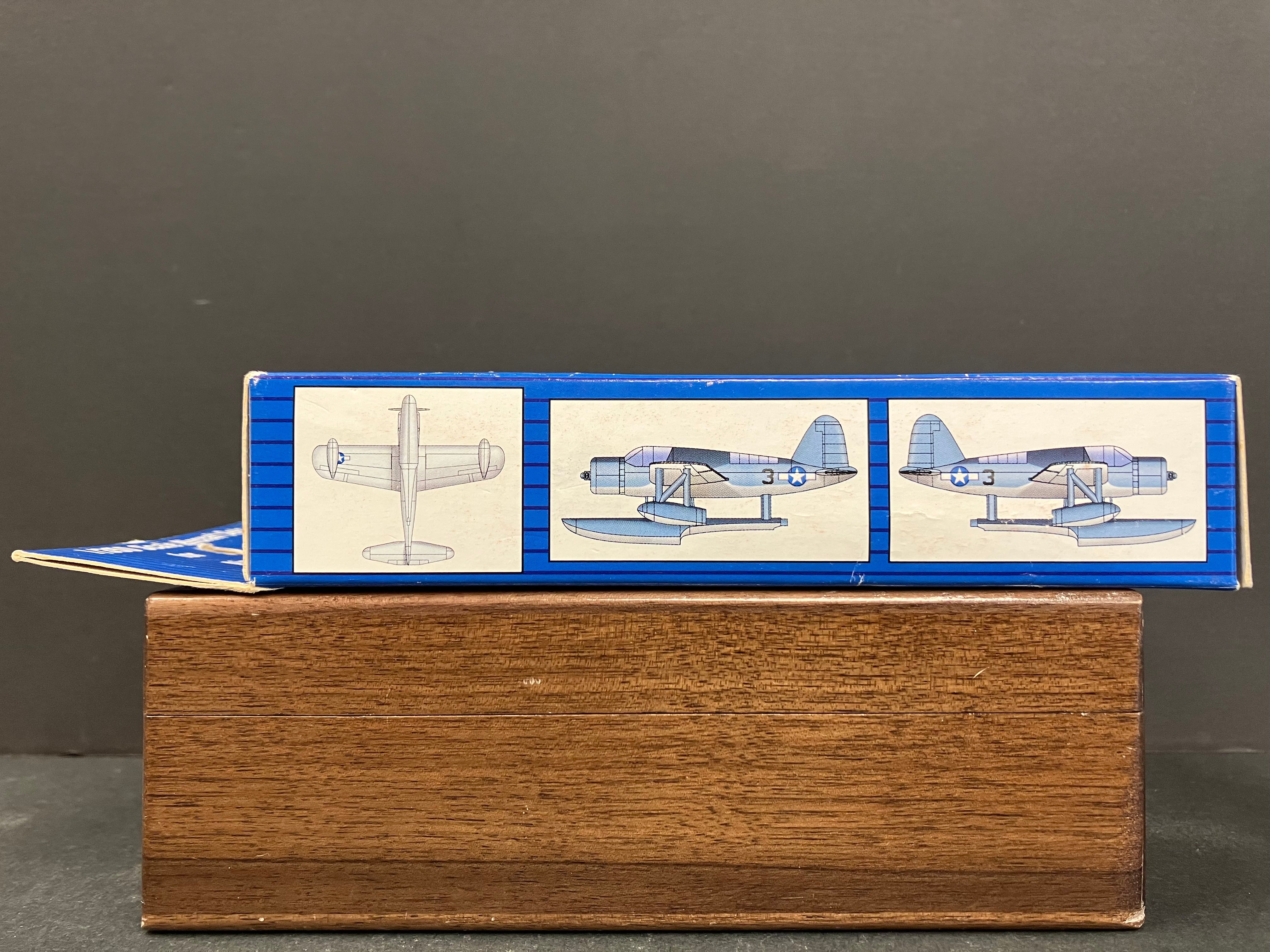 Plane Series No. 06249 1/350 Scale Aircraft Sets for Aircraft Carrier U.S. Navy OS2U “︁Kingfisher”︁ (6 pcs. per Box)