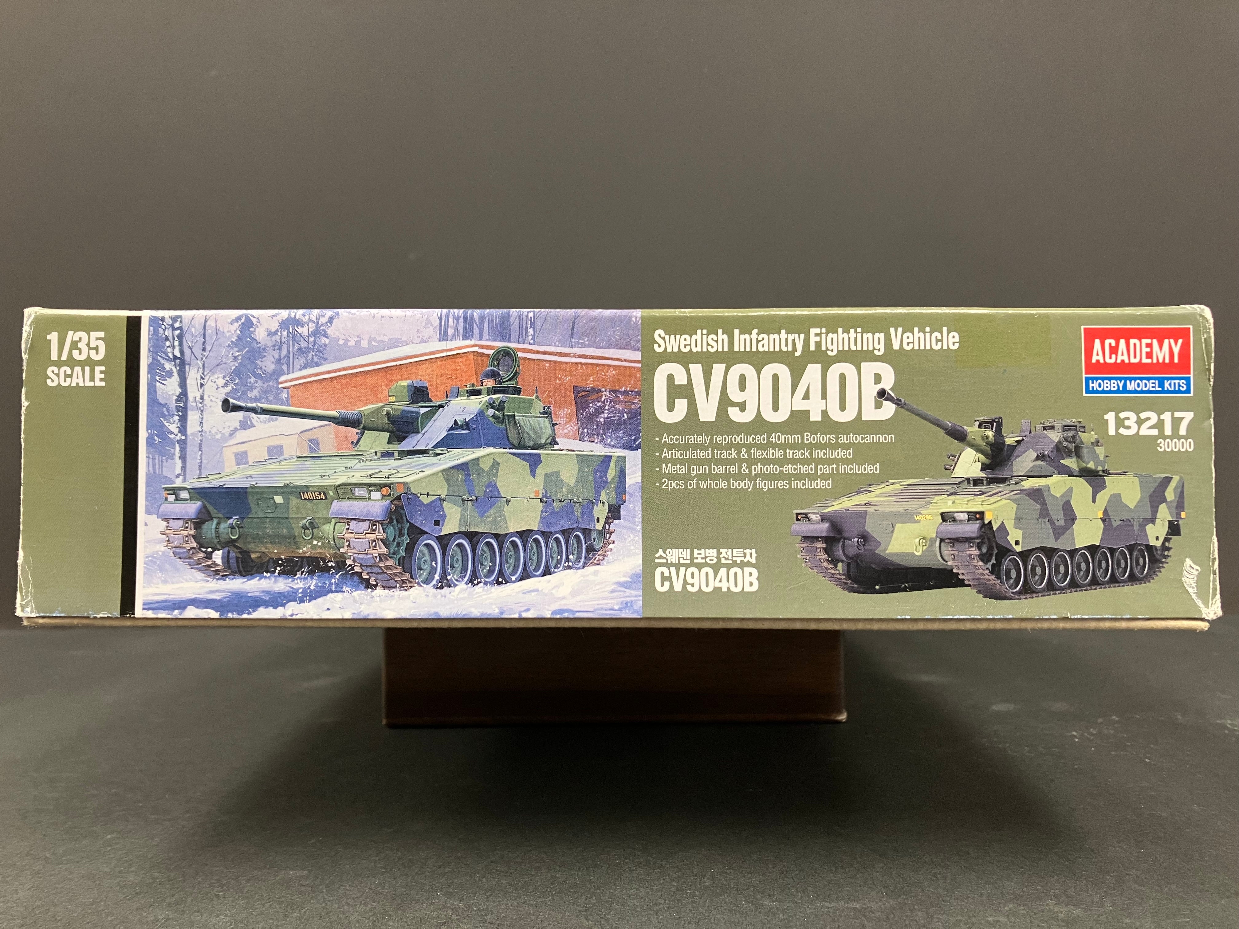 Armor Series No. 13217 1/35 Scale Swedish Infantry Fighting Vehicle CV9040B