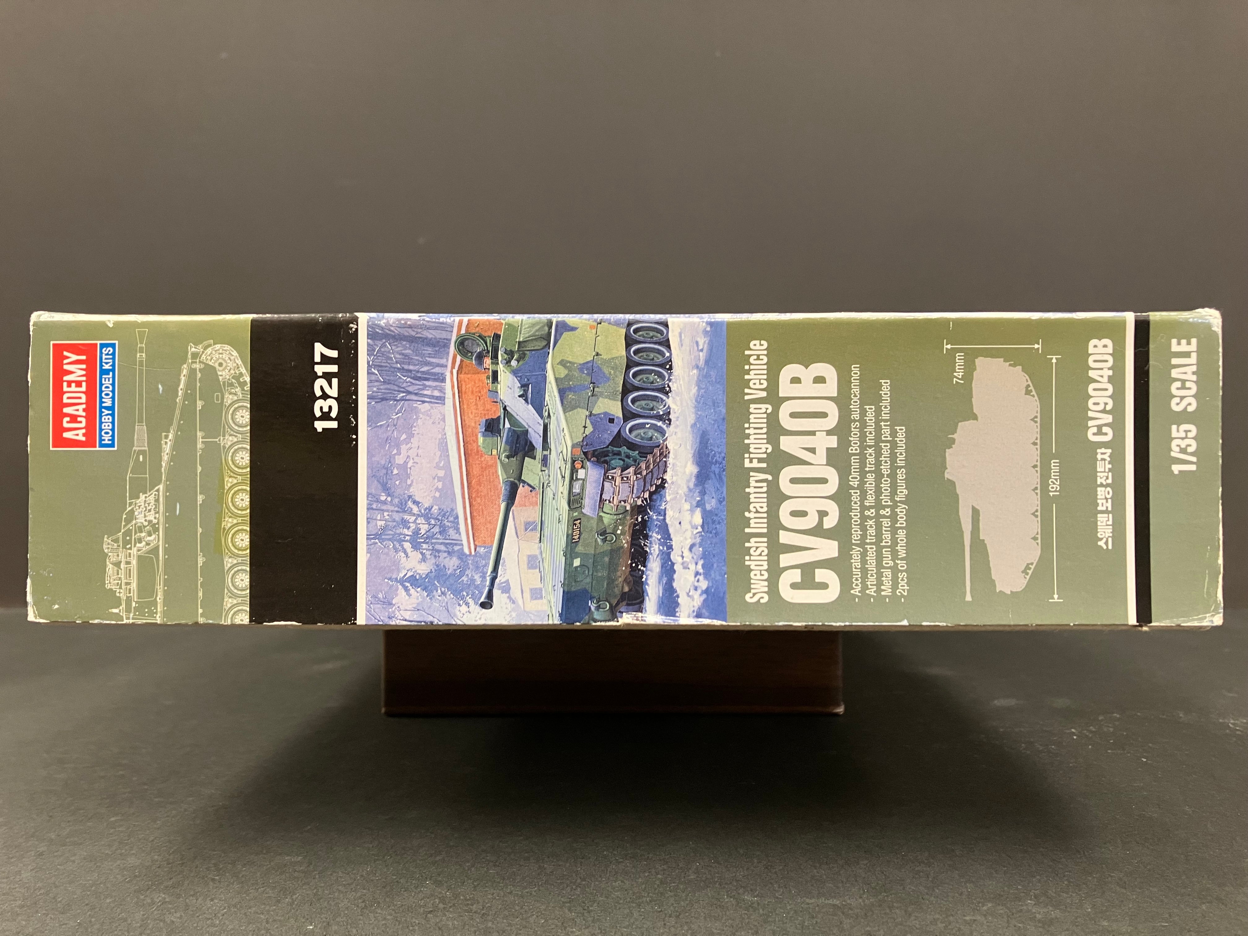 Armor Series No. 13217 1/35 Scale Swedish Infantry Fighting Vehicle CV9040B