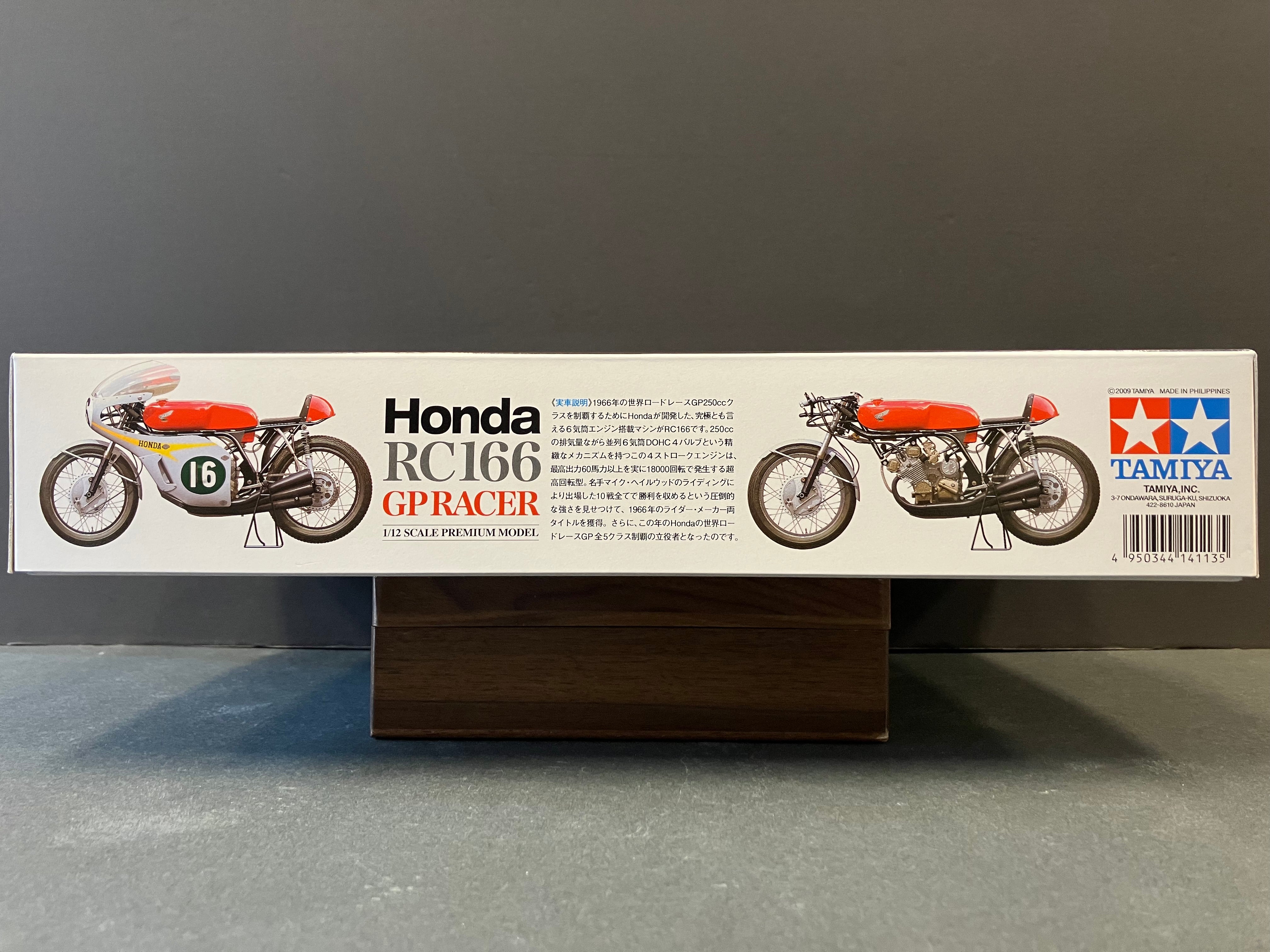 No. 113 Honda RC166 GP Racer ~ Year 1966 World Championship Winner Version [No. 16 Mike Hailwood]