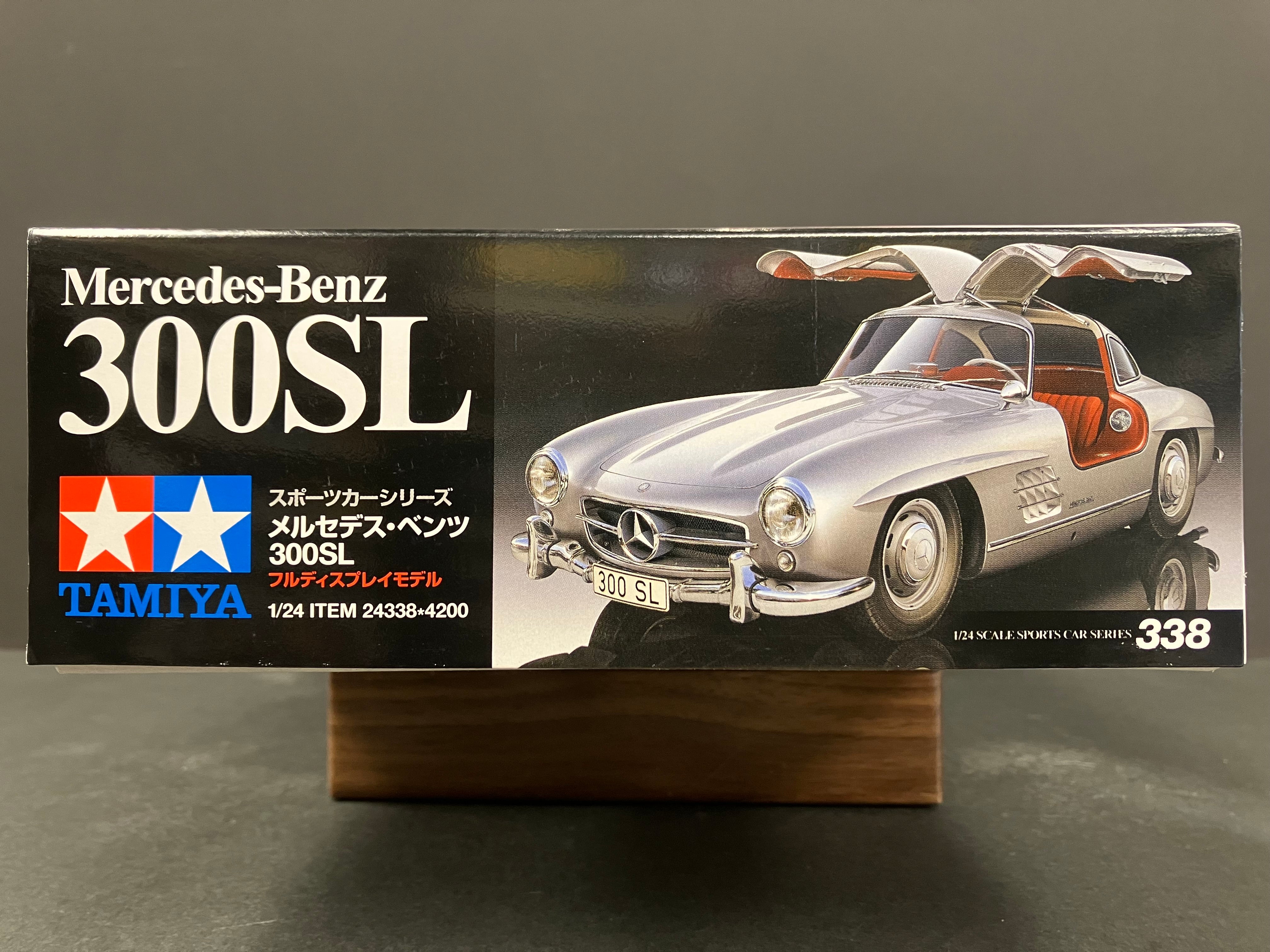 No. 338 Mercedes-Benz 300 SL Gullwing W198