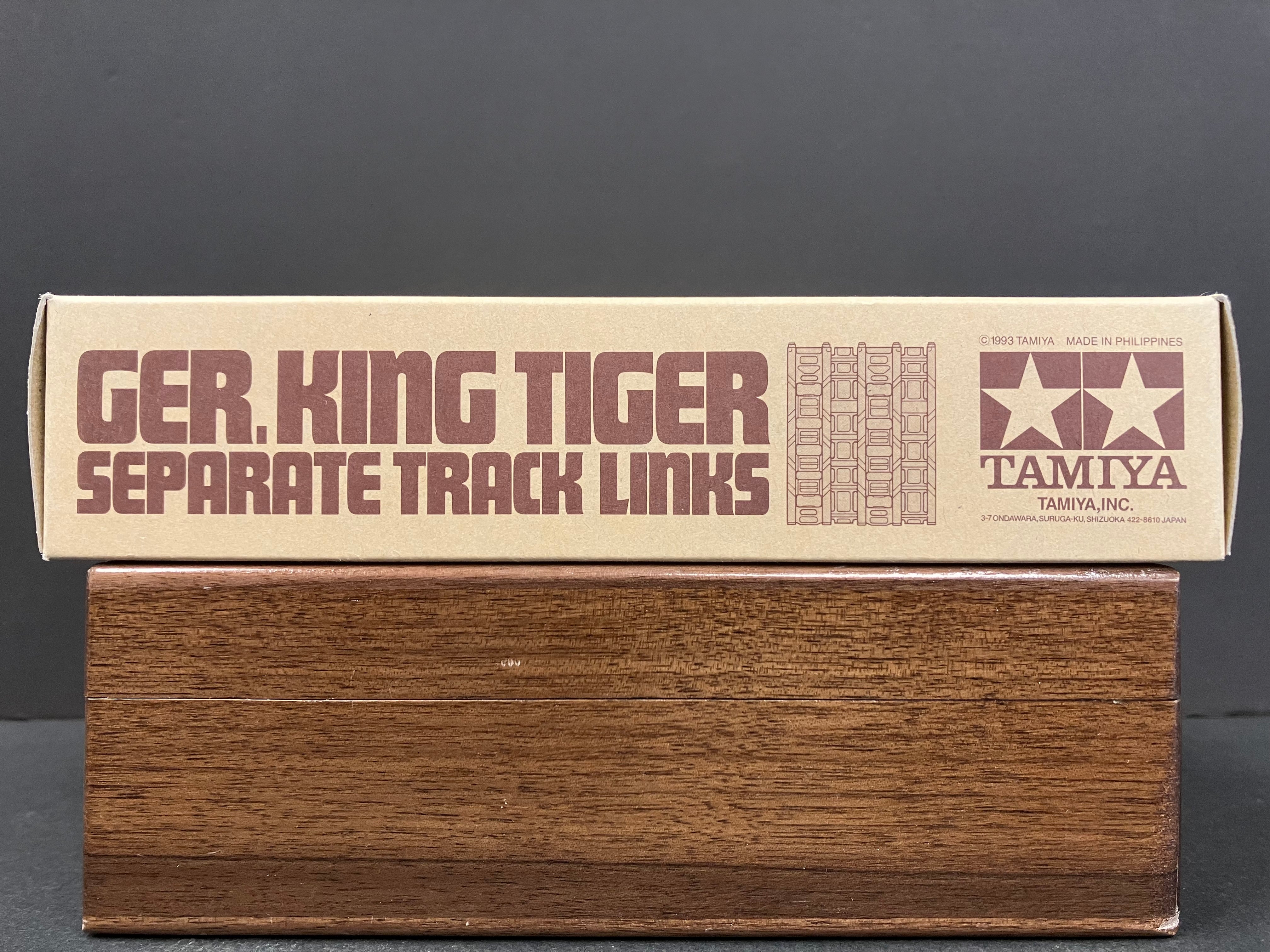 1/35 Scale Military Miniature Series: No. 165 German King Tiger Separate Track Links [專用履帶 軌道鏈條]