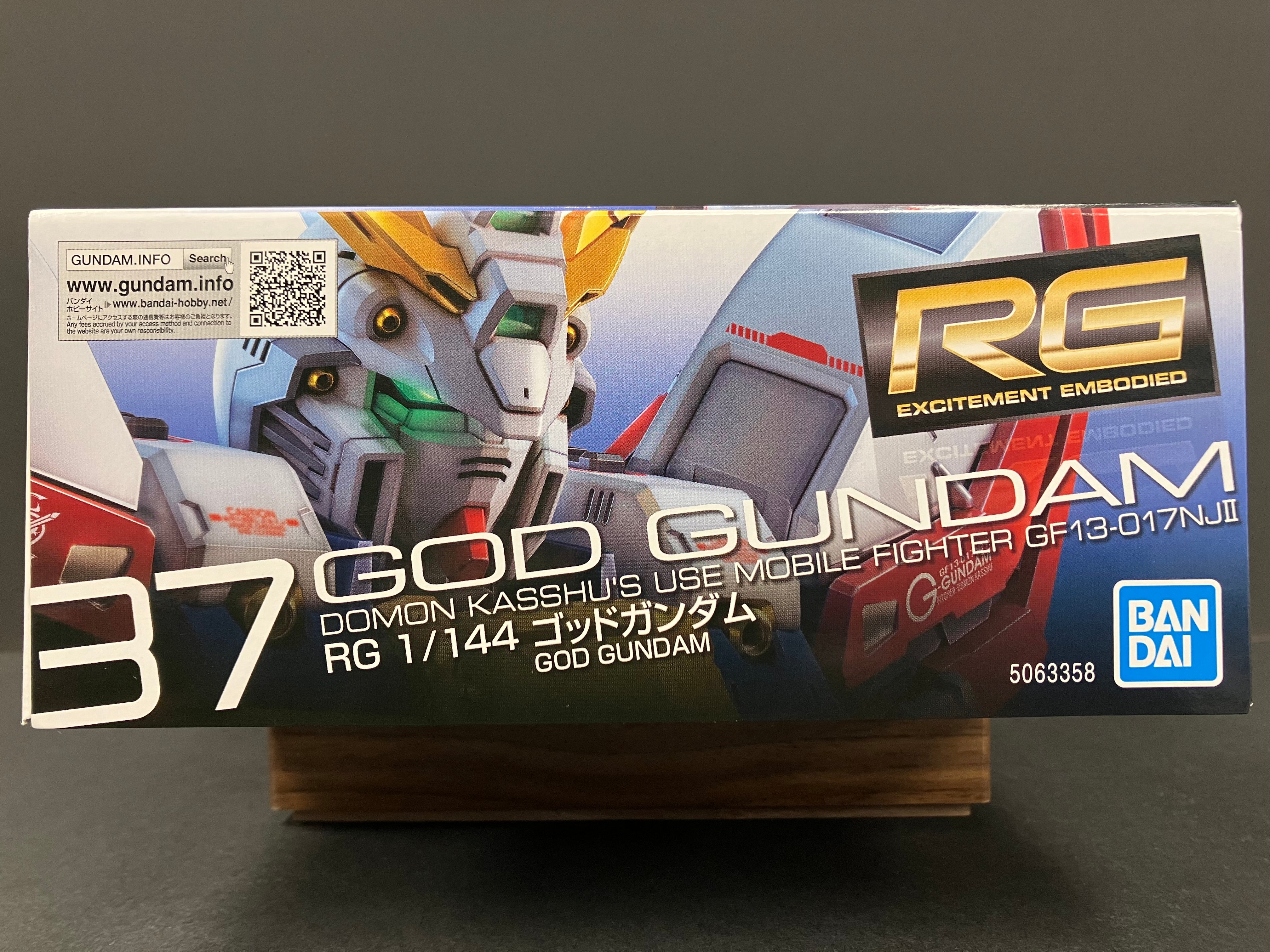 RG 1/144 No. 37 God Gundam Domon Kasshu's Use Mobile Fighter GF13-017NJII [神高達]