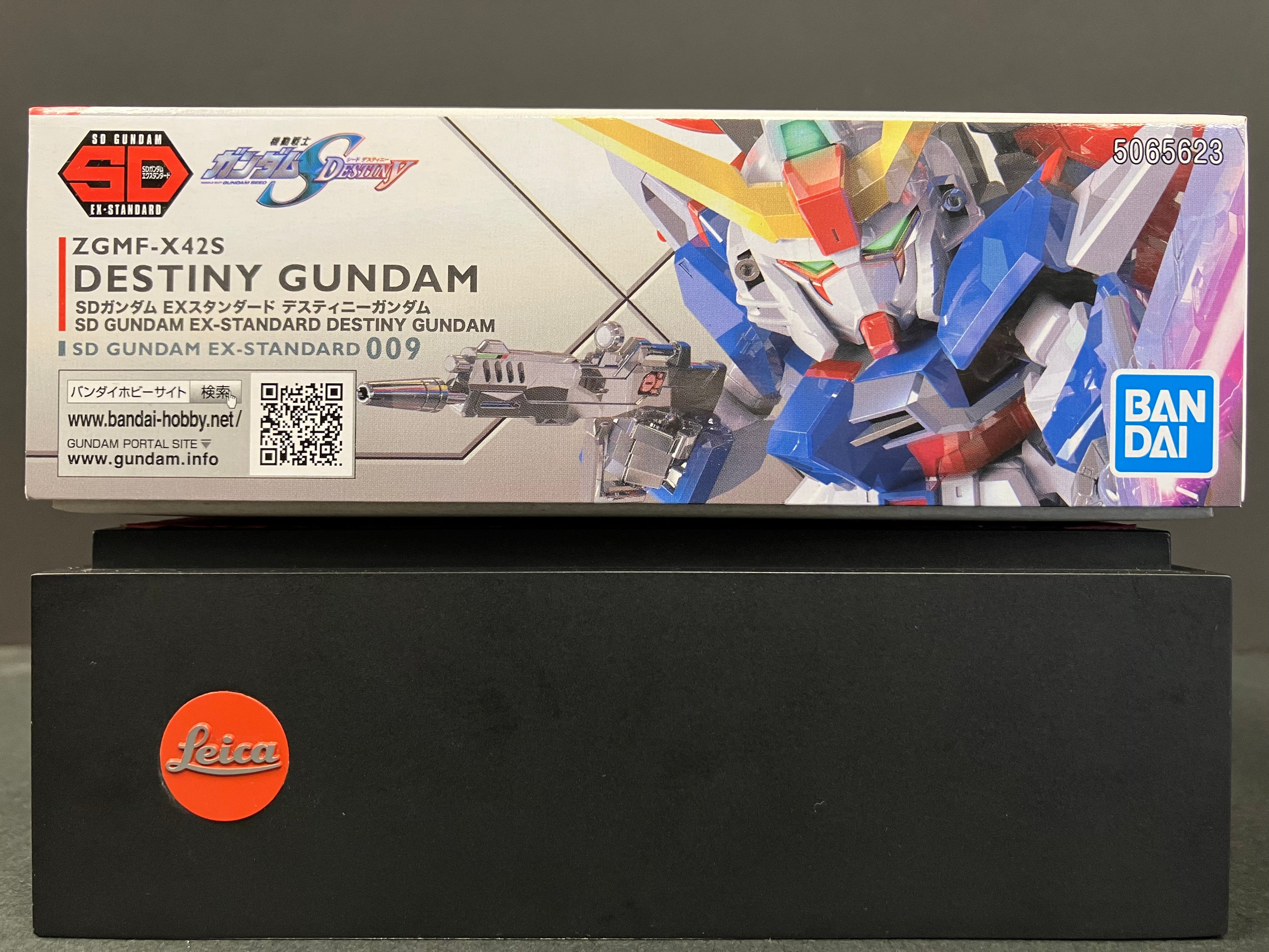 No. 009 ZGMF-X42S Destiny Gundam Z.A.F.T. Mobile Suit [命運高達]