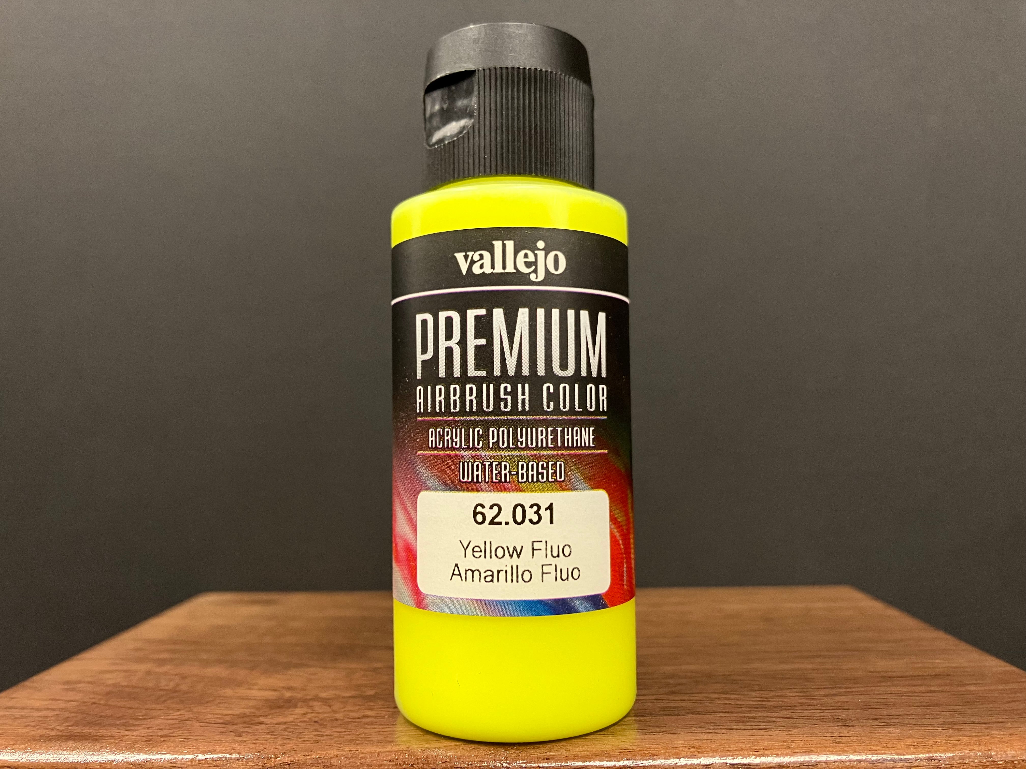 Premium Color: Fluorescent Yellow [螢光黃色]