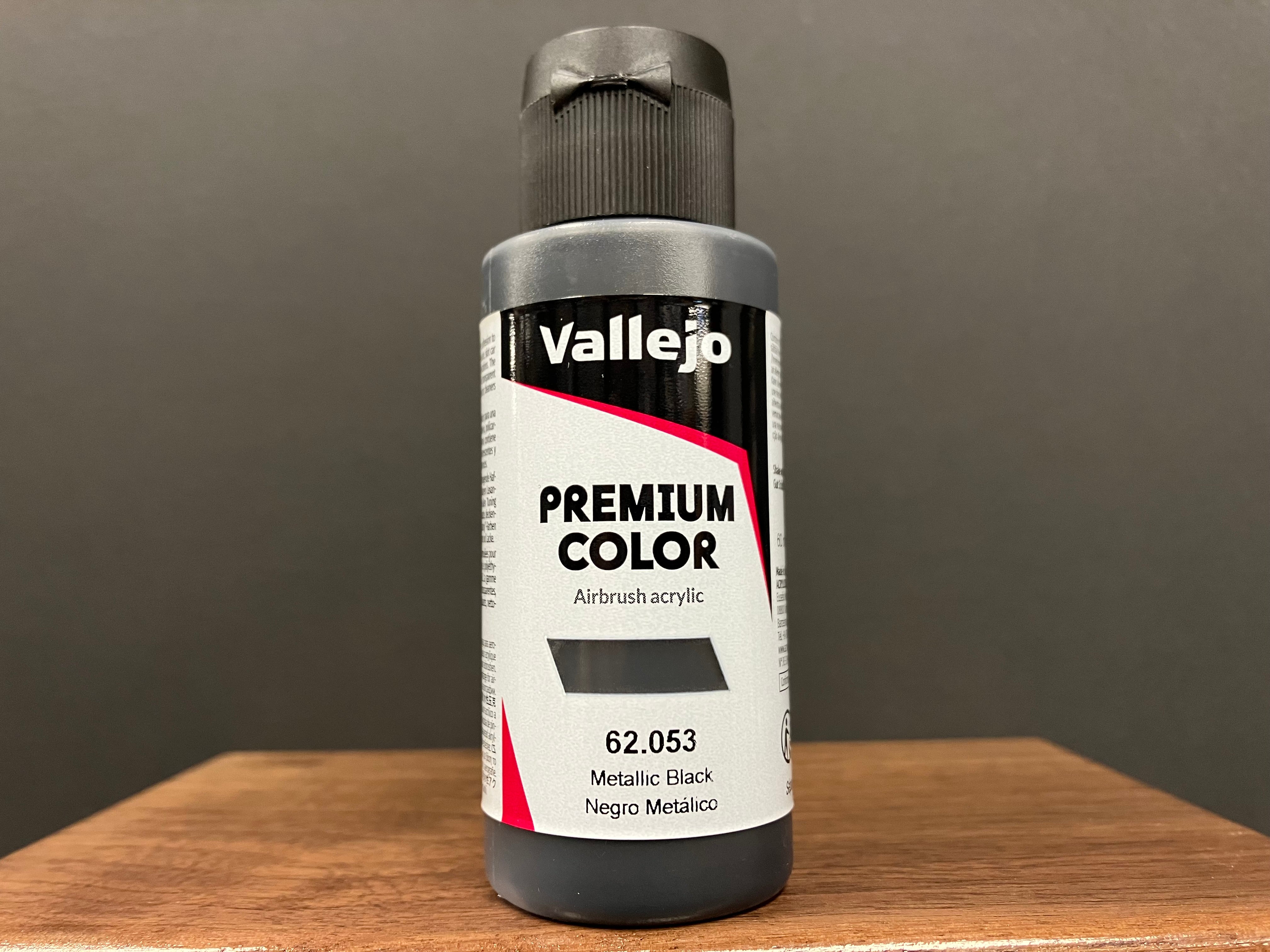 Premium Color: Metallic Black [金屬鐵色]