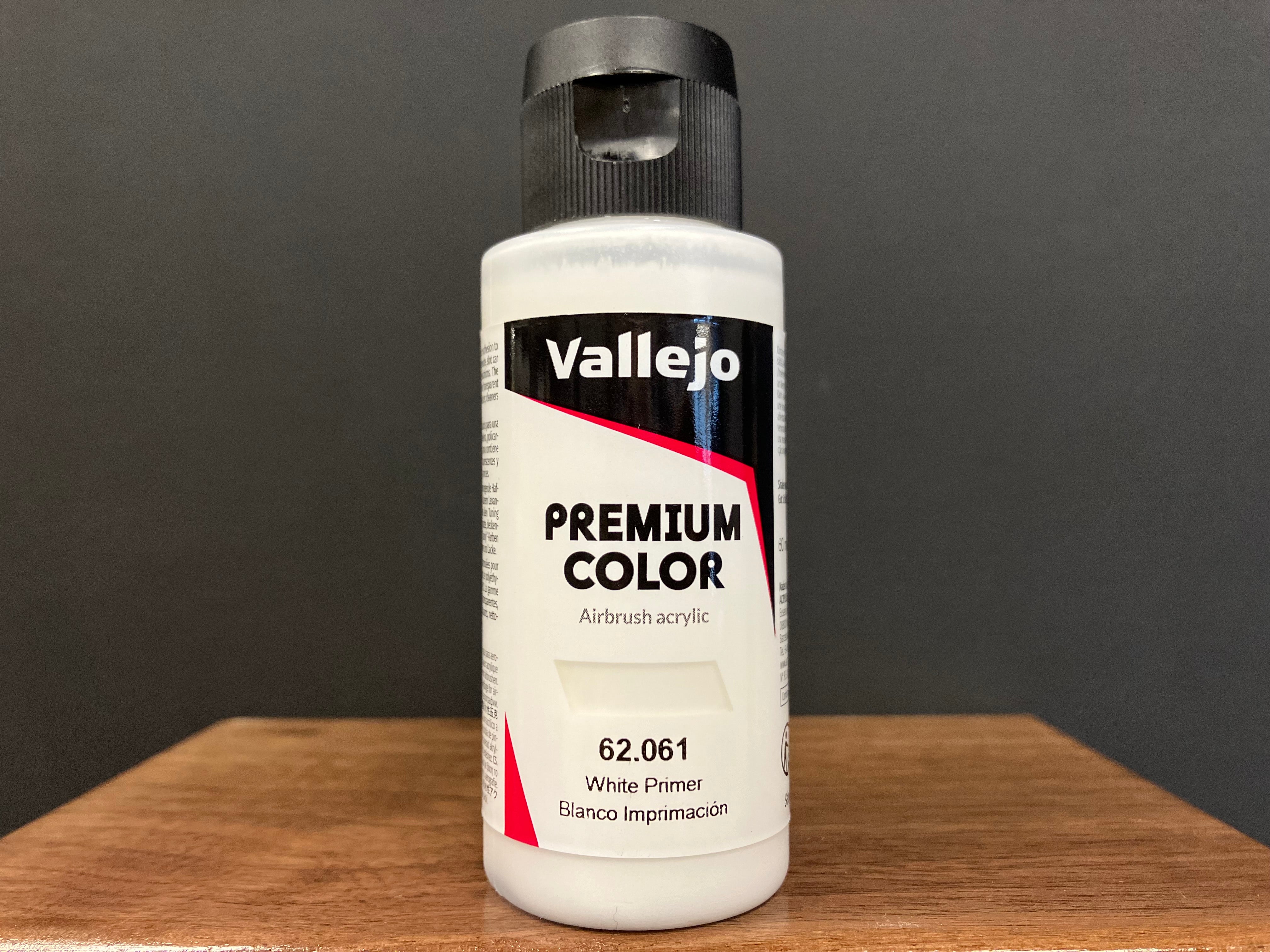Premium Color: White Primer [白底漆]