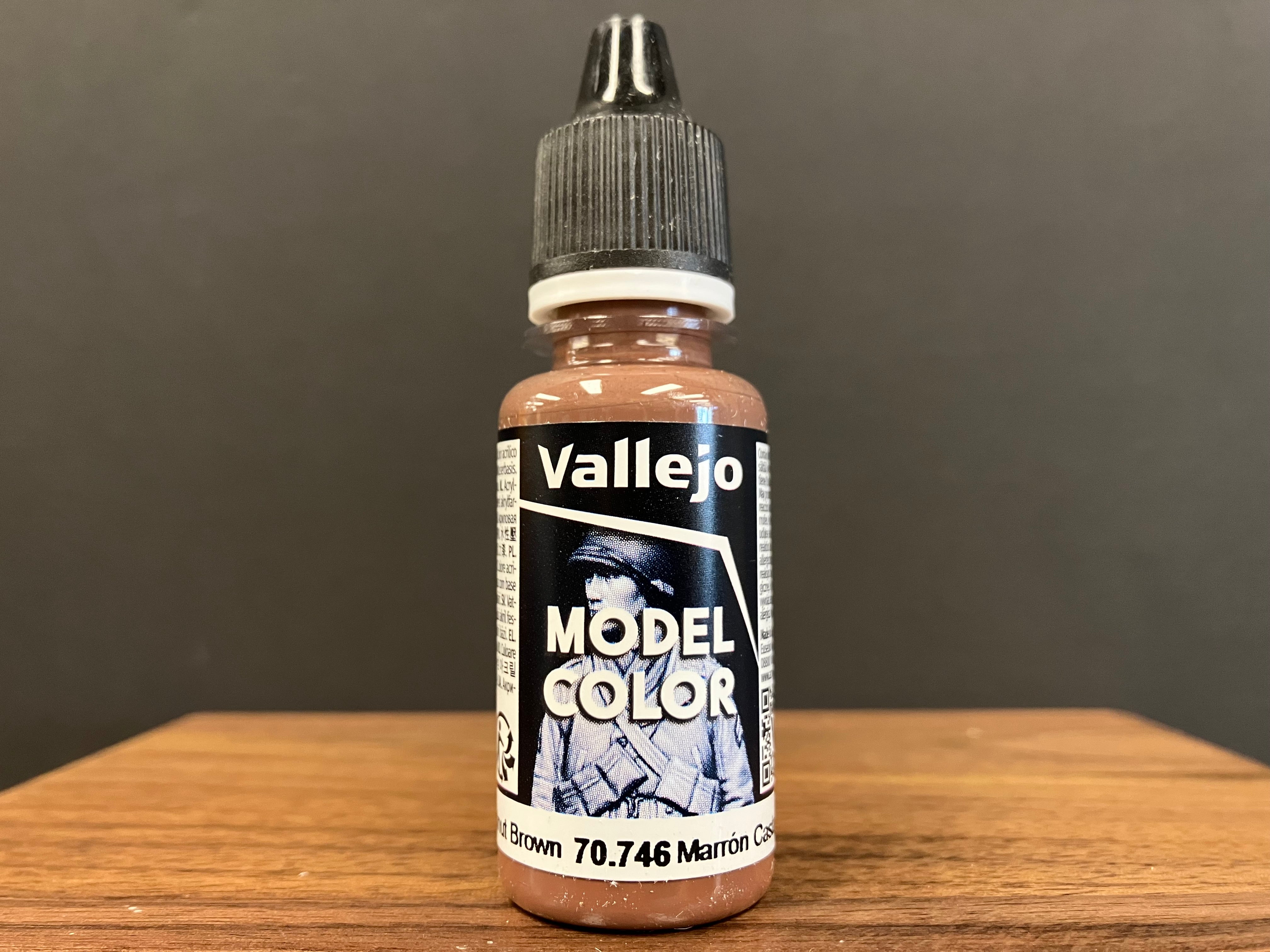 Model Color - New Range: Chestnut Brown [16]