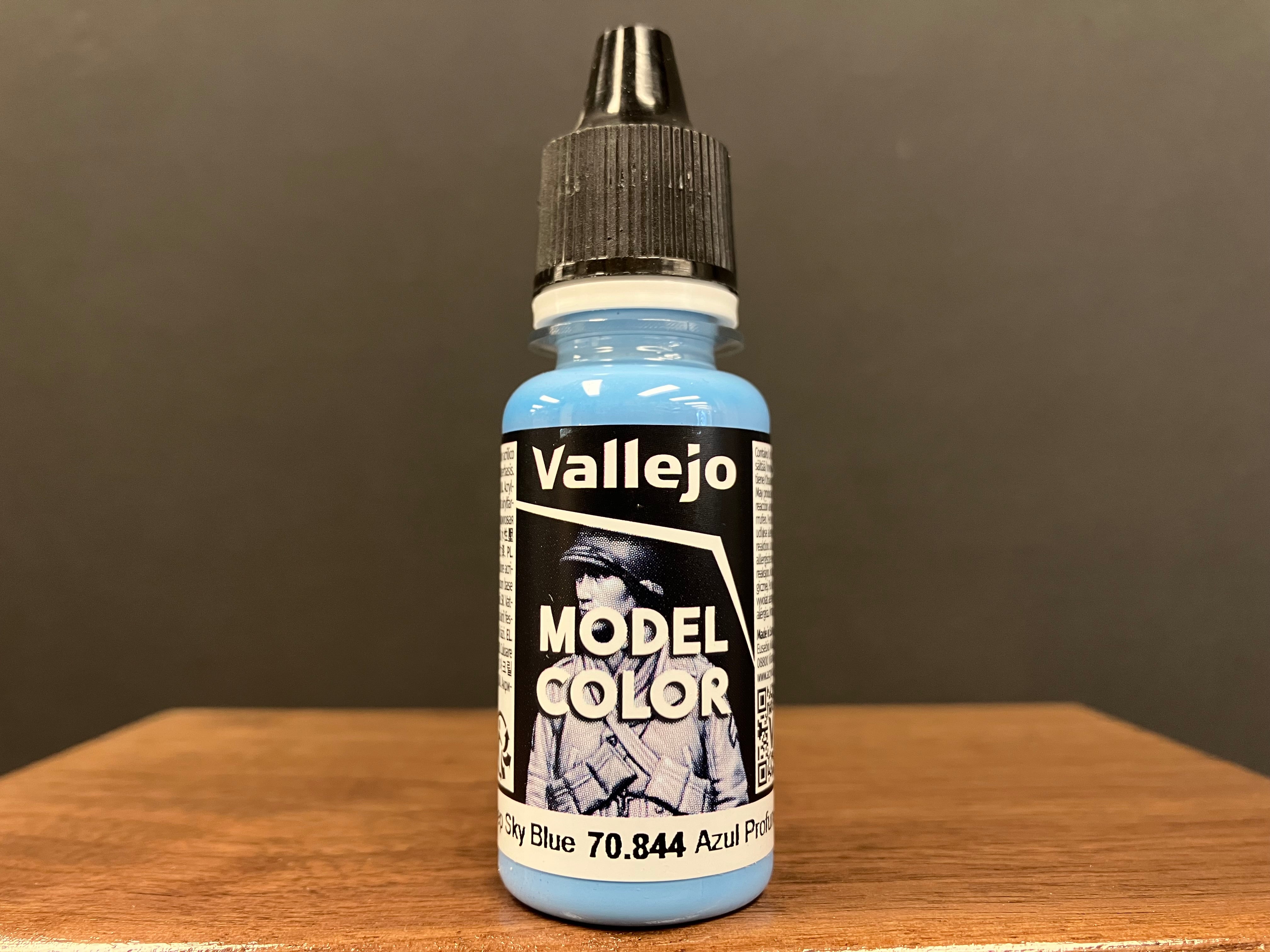 Model Color - New Range: Deep Sky Blue [65]