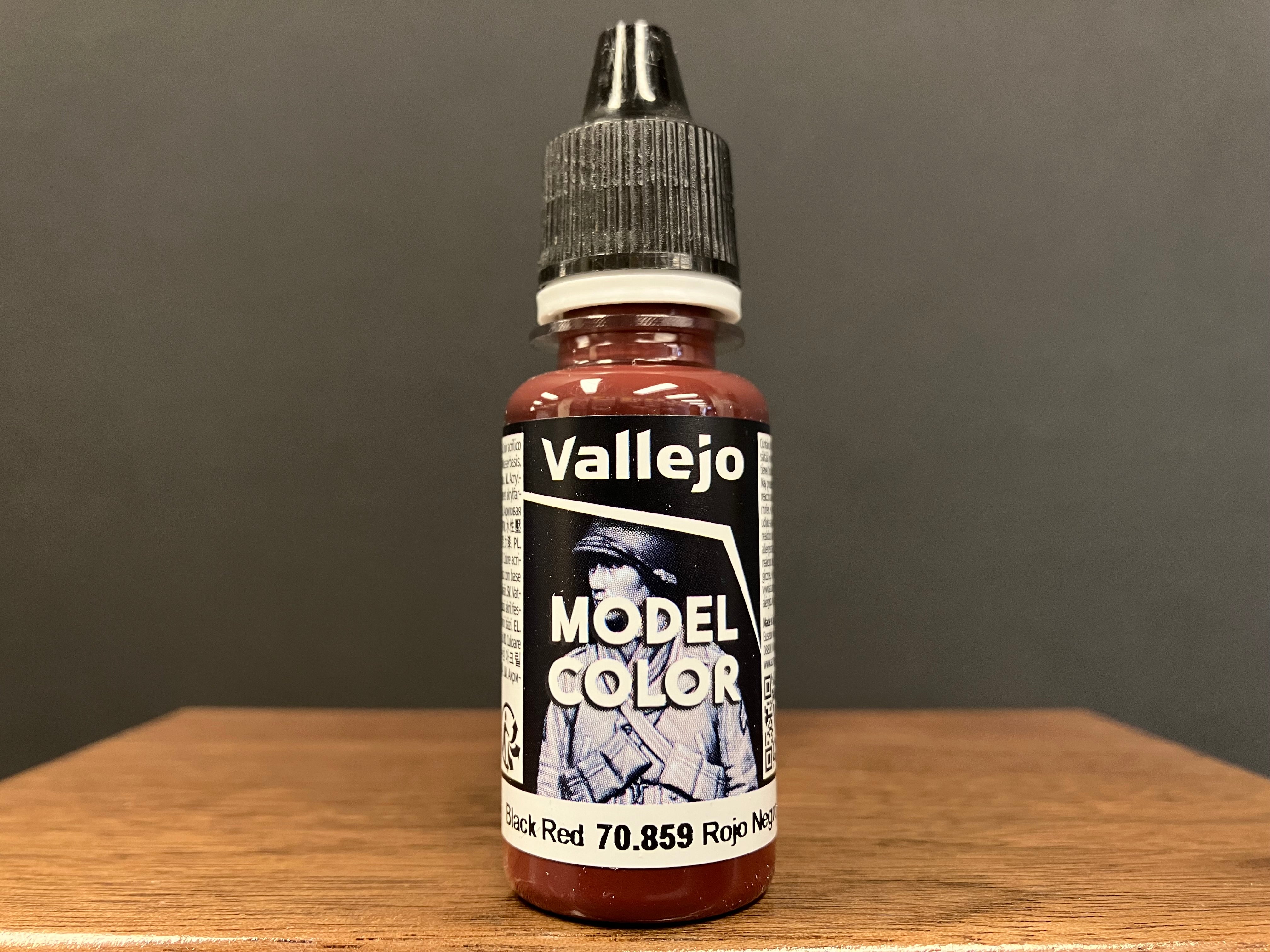 Model Color - New Range: Black Red [41]