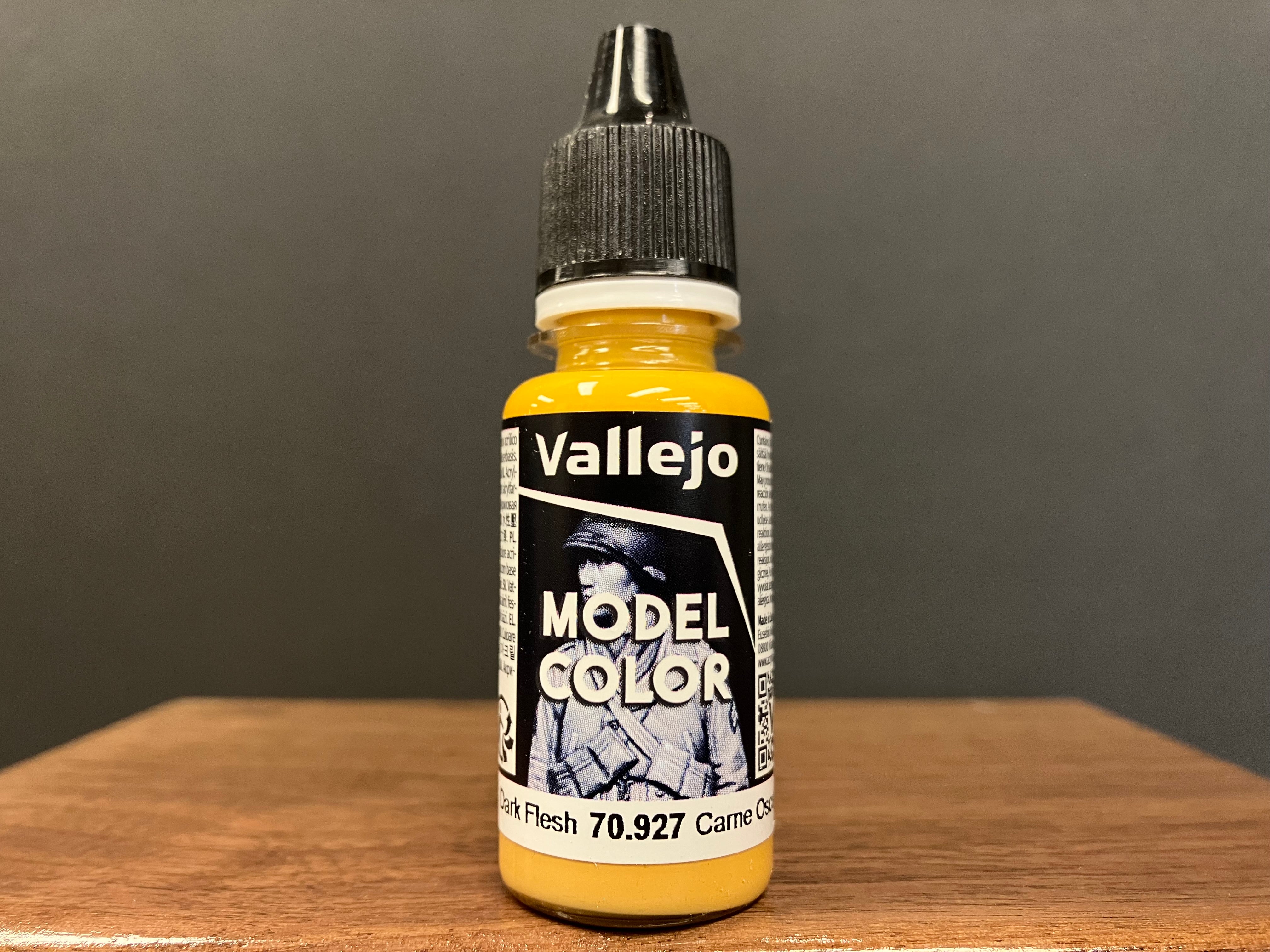 Model Color - New Range: Dark Flesh [18]