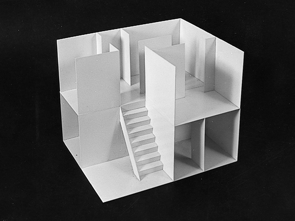 1.5 mm PLA Plate B4 Size 1 pc. [聚乳酸塑膠板 - 1 件裝] No. 70175