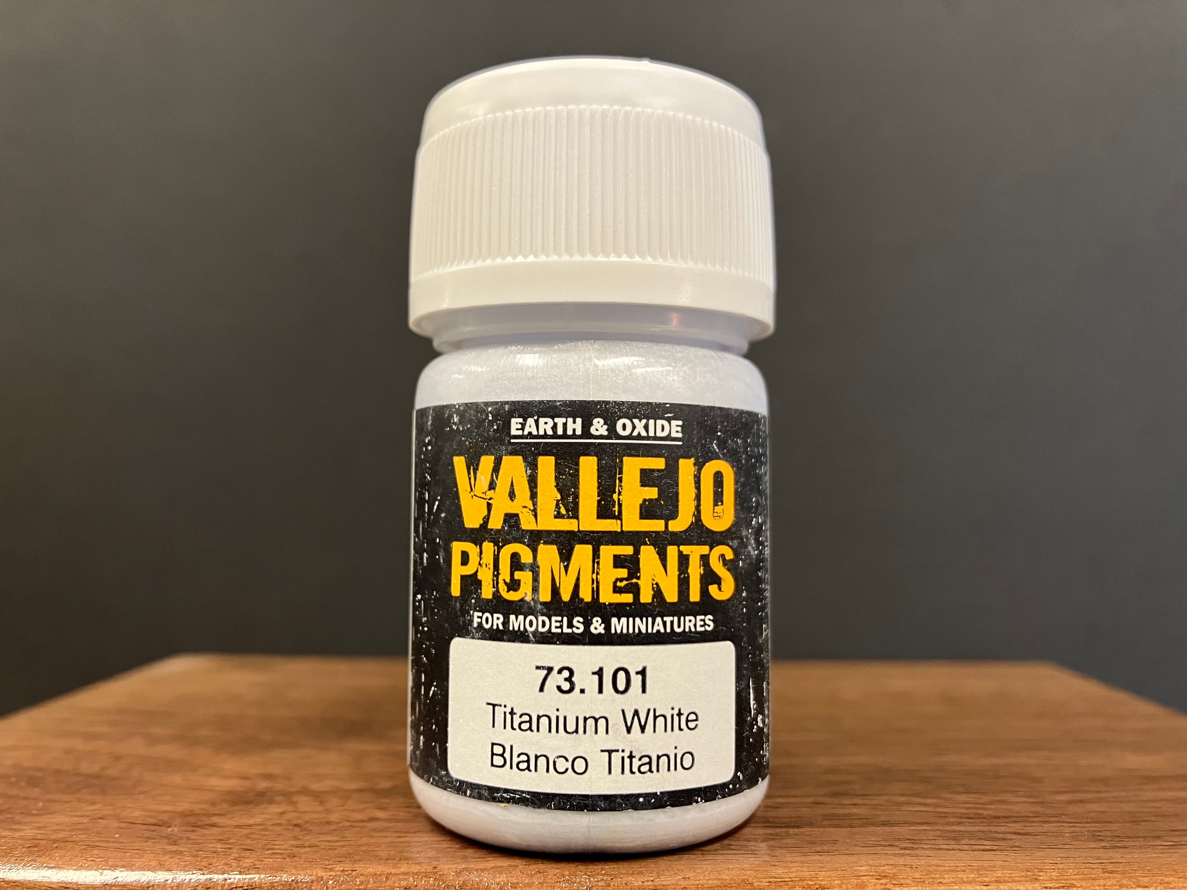 Pigments: Titanium White [鈦白色]