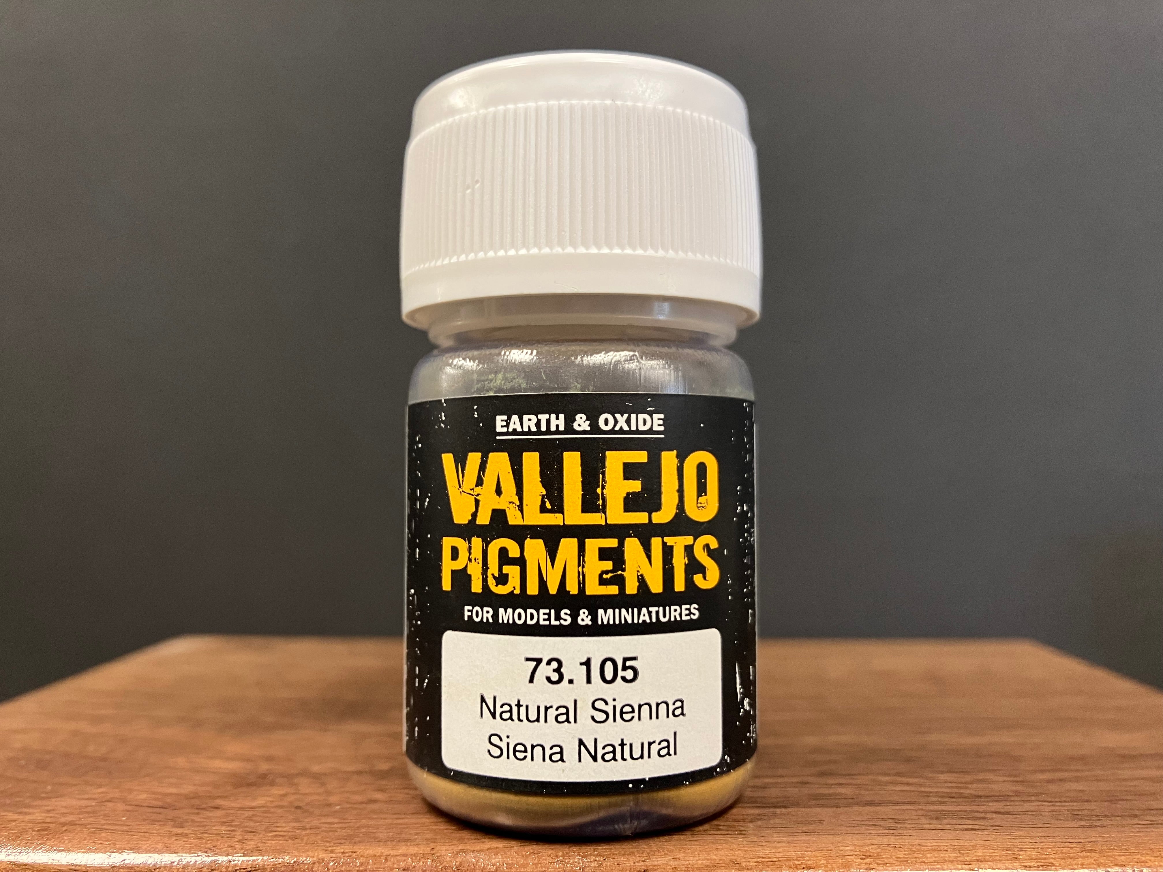 Pigments: Natural Sienna [天然黃土色]