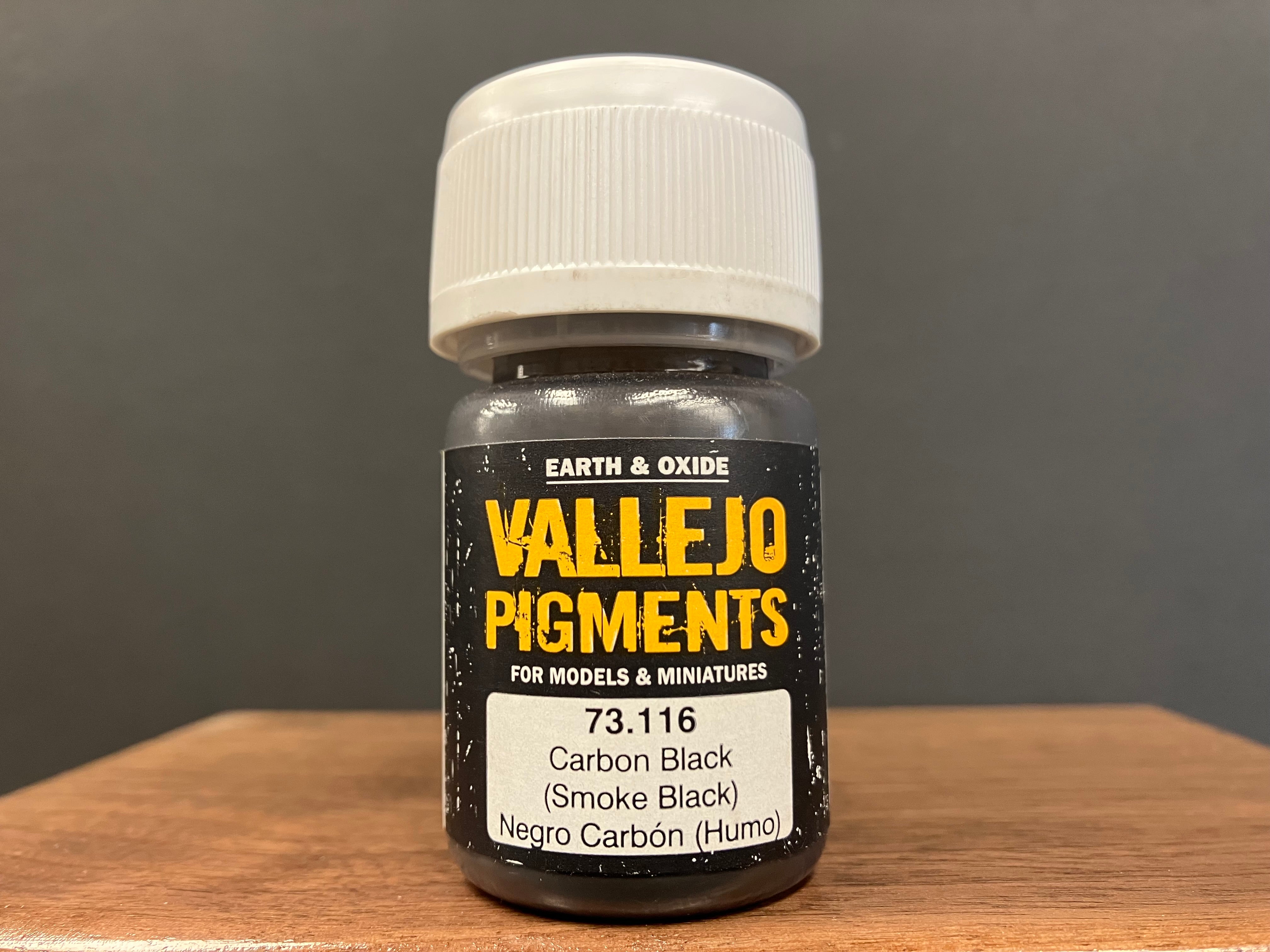 Pigments: Carbon Black (Smoke Black) [炭黑色(煙燻黑)]