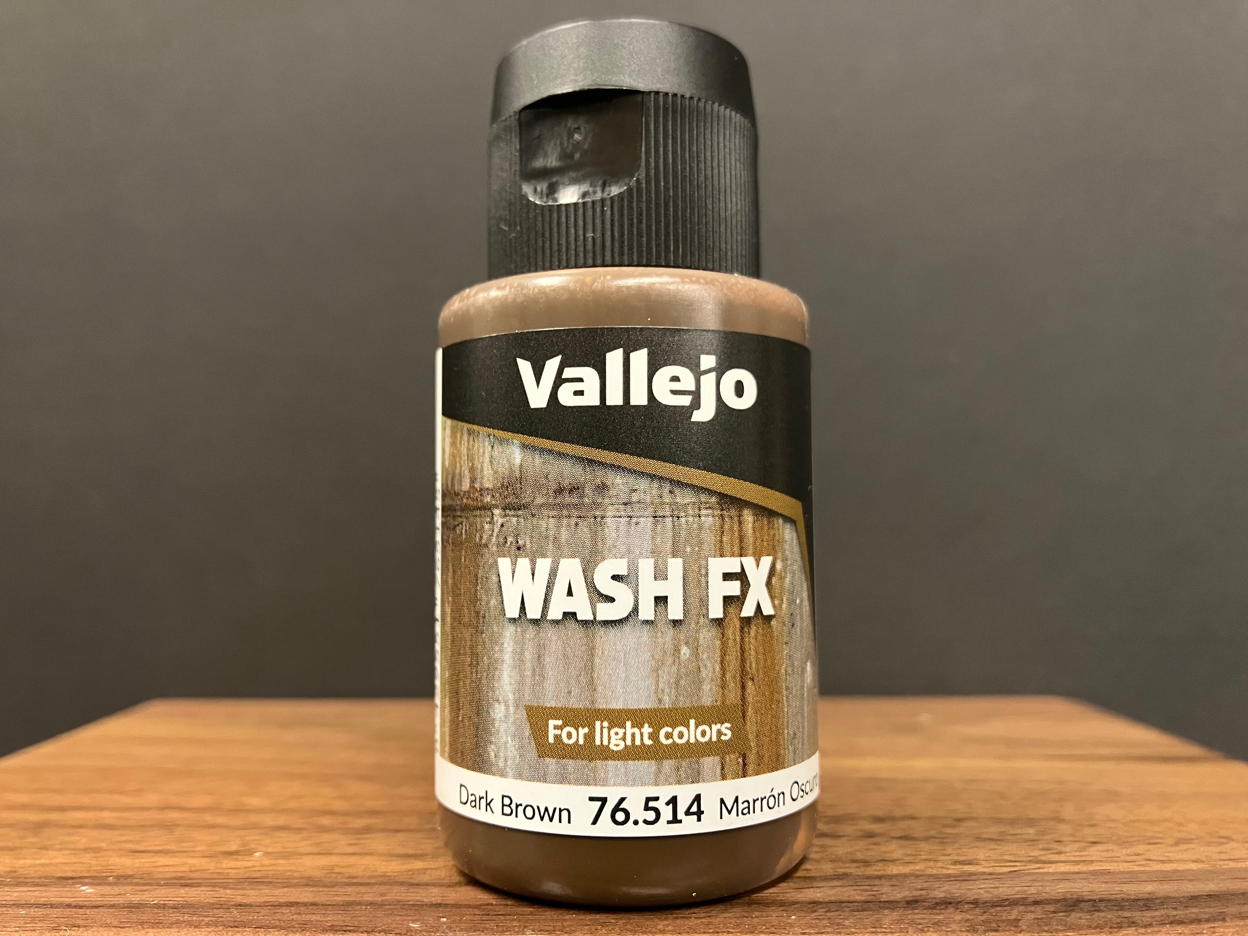 Model Wash: Dark Brown [深棕色]