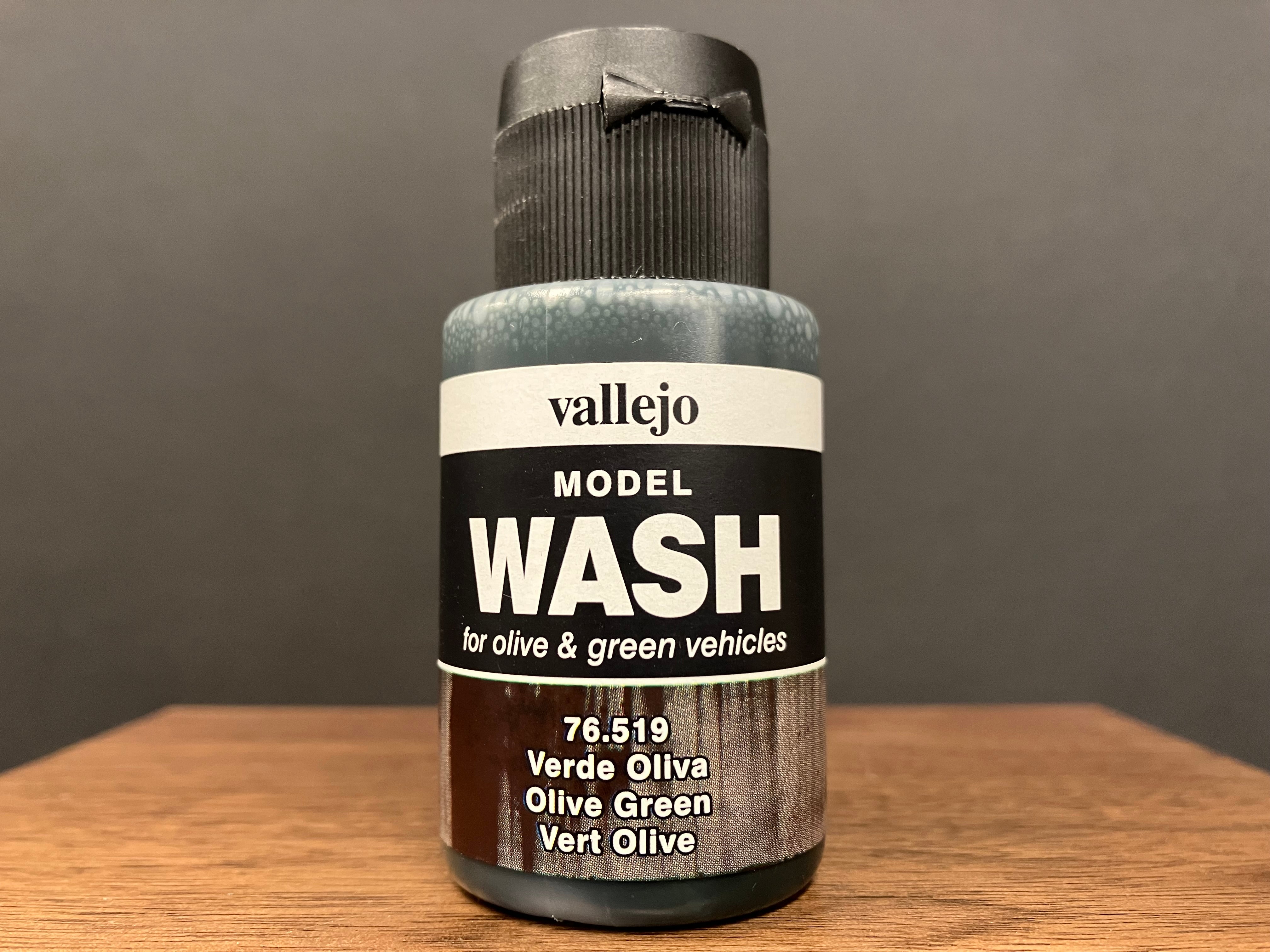 Model Wash: Olive Green [橄欖綠色]