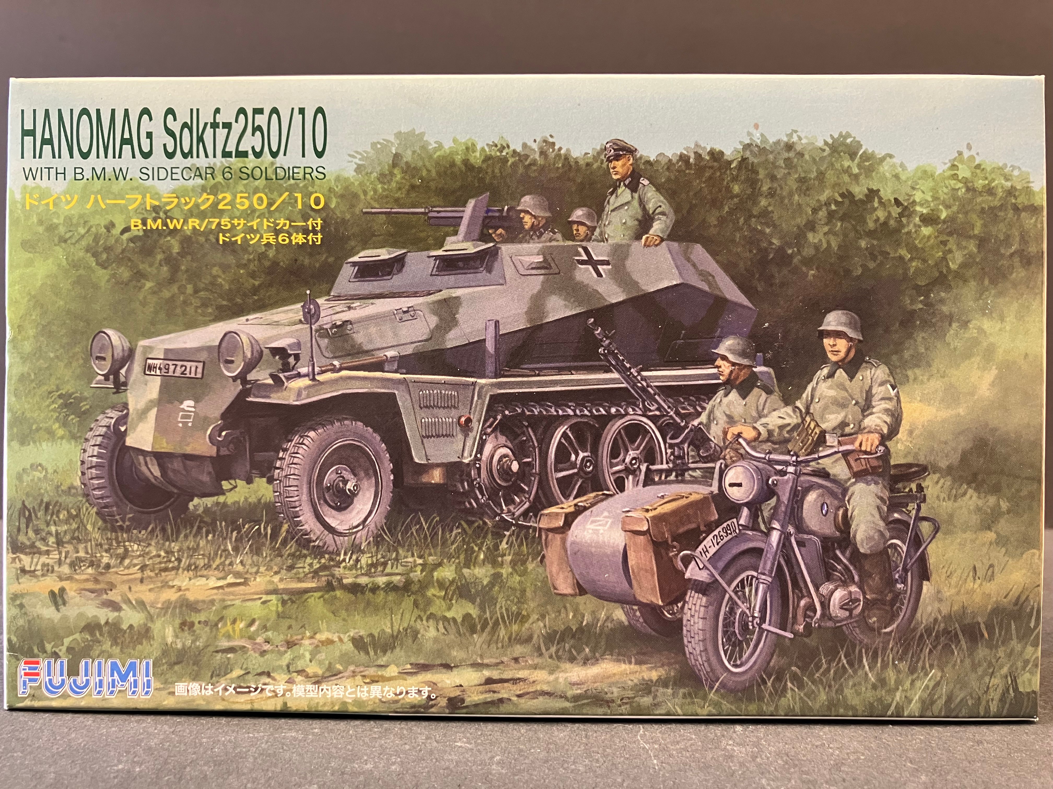 No. SWA-17 Special World Armor Series 1/76 Scale Hanomag Sonderkraftfahrzeug Sd.Kfz.250/10 with B.M.W. Sidecar & 6 Soldiers [德國軍隊 漢諾馬格 輕型裝甲半履帶車]