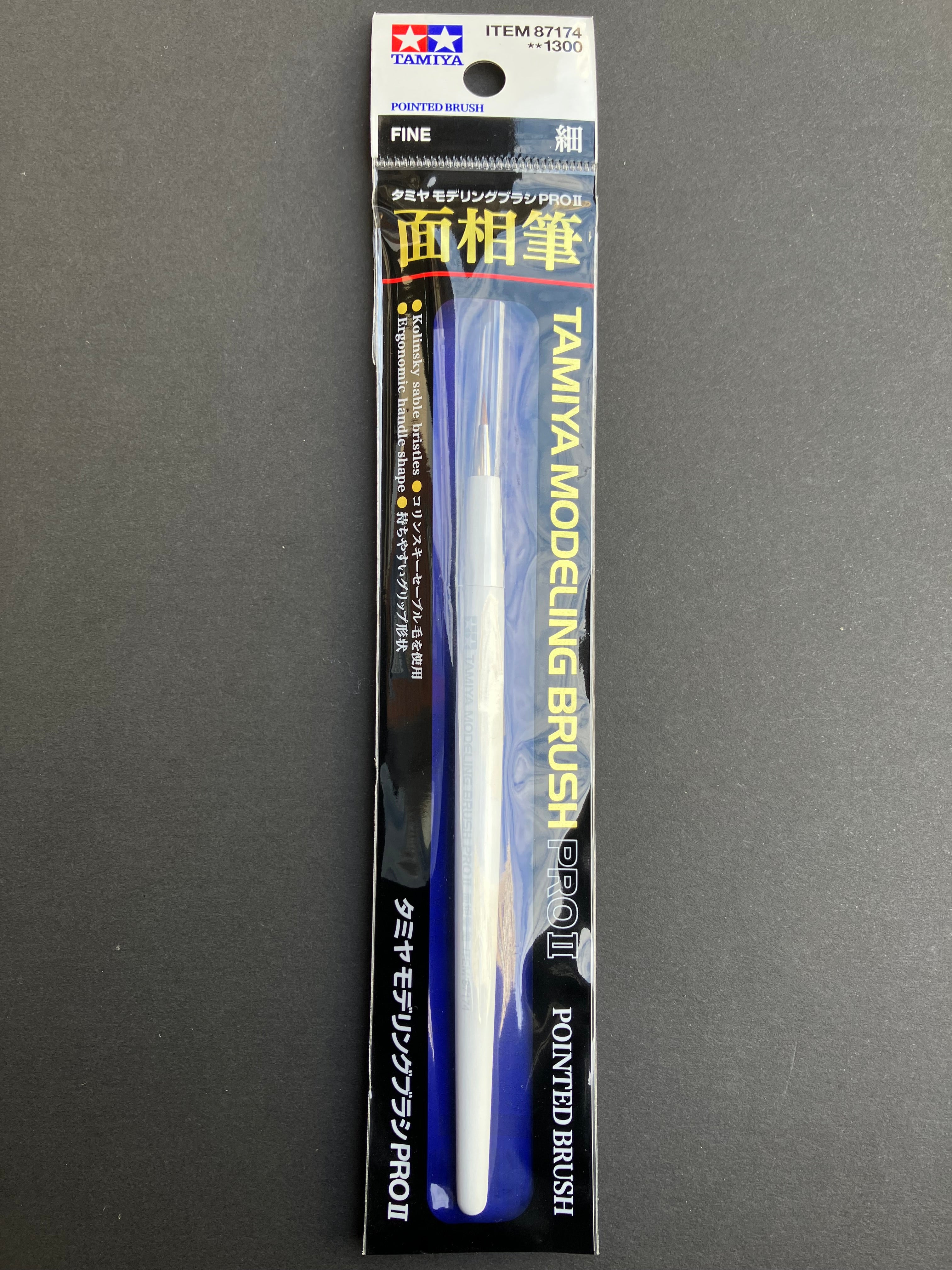 Modeling Pointed Brush Pro II Fine [貂鼠毛面相筆 細 - Kolinsky Sable Bristles]