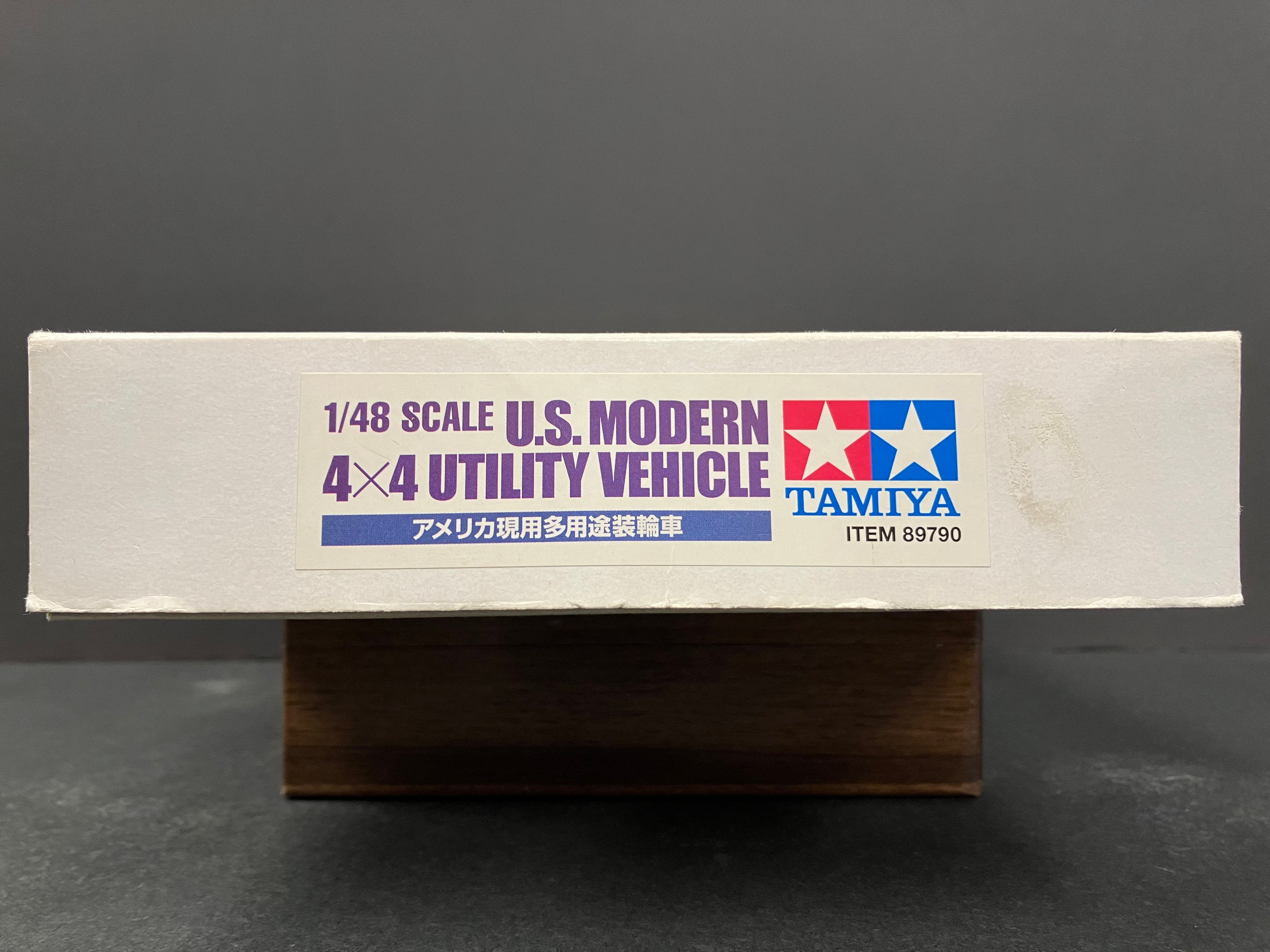 1/48 Scale Military Miniature Series: No. 89790 U.S. Modern 4 x 4 Utility Vehicle (Limited Edition)