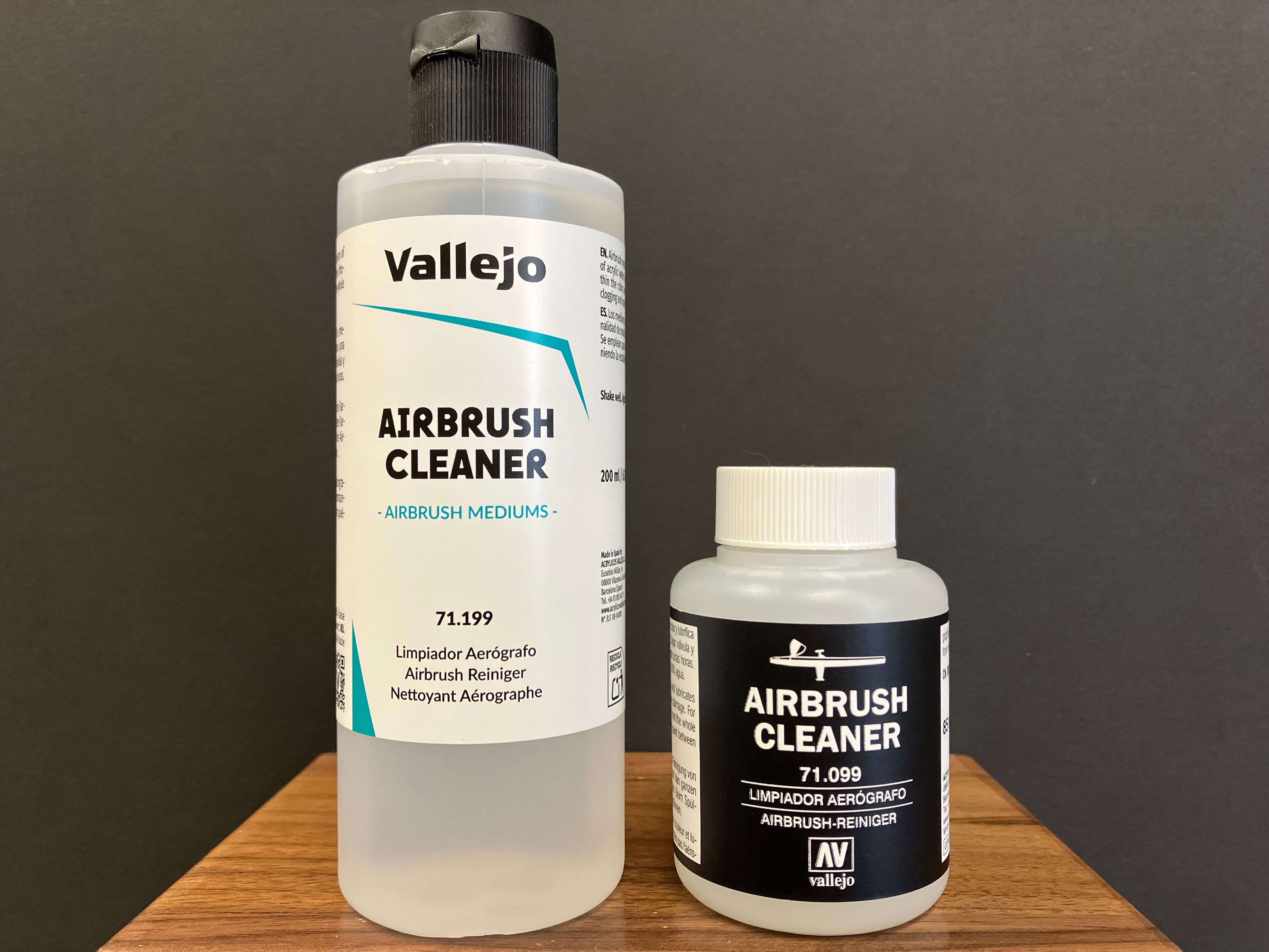 Auxiliary Products: Airbrush Cleaner [噴筆清潔劑 洗筆水]