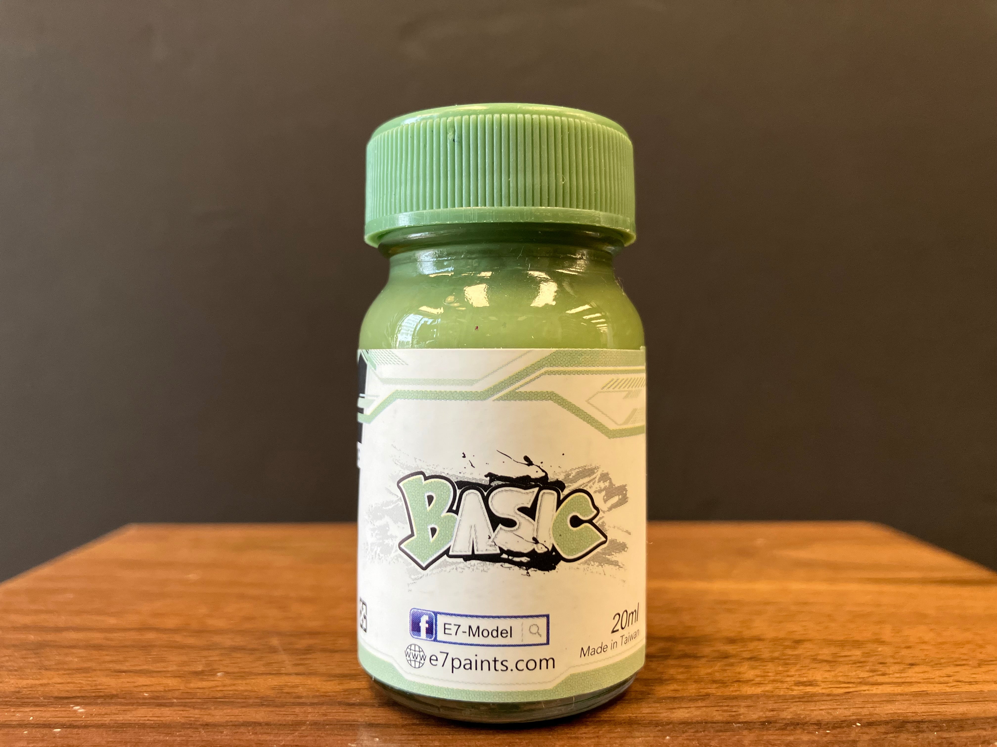 Basic Color: Sand Green 暗海綠色 B-05 (20 ml)