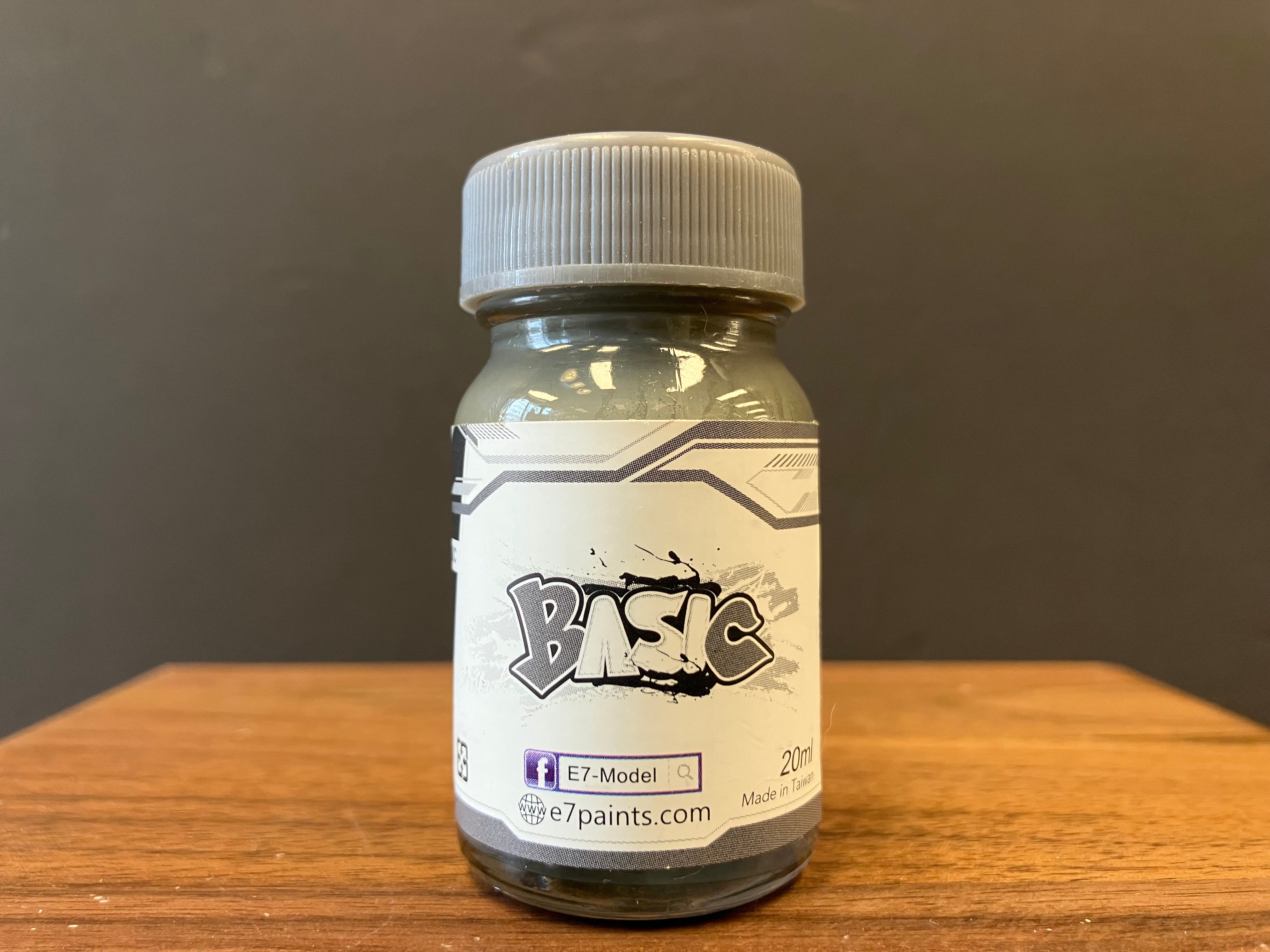 Basic Color: Dark Grey [Warm] 暖深灰色 [灰階] B-17 (20 ml)