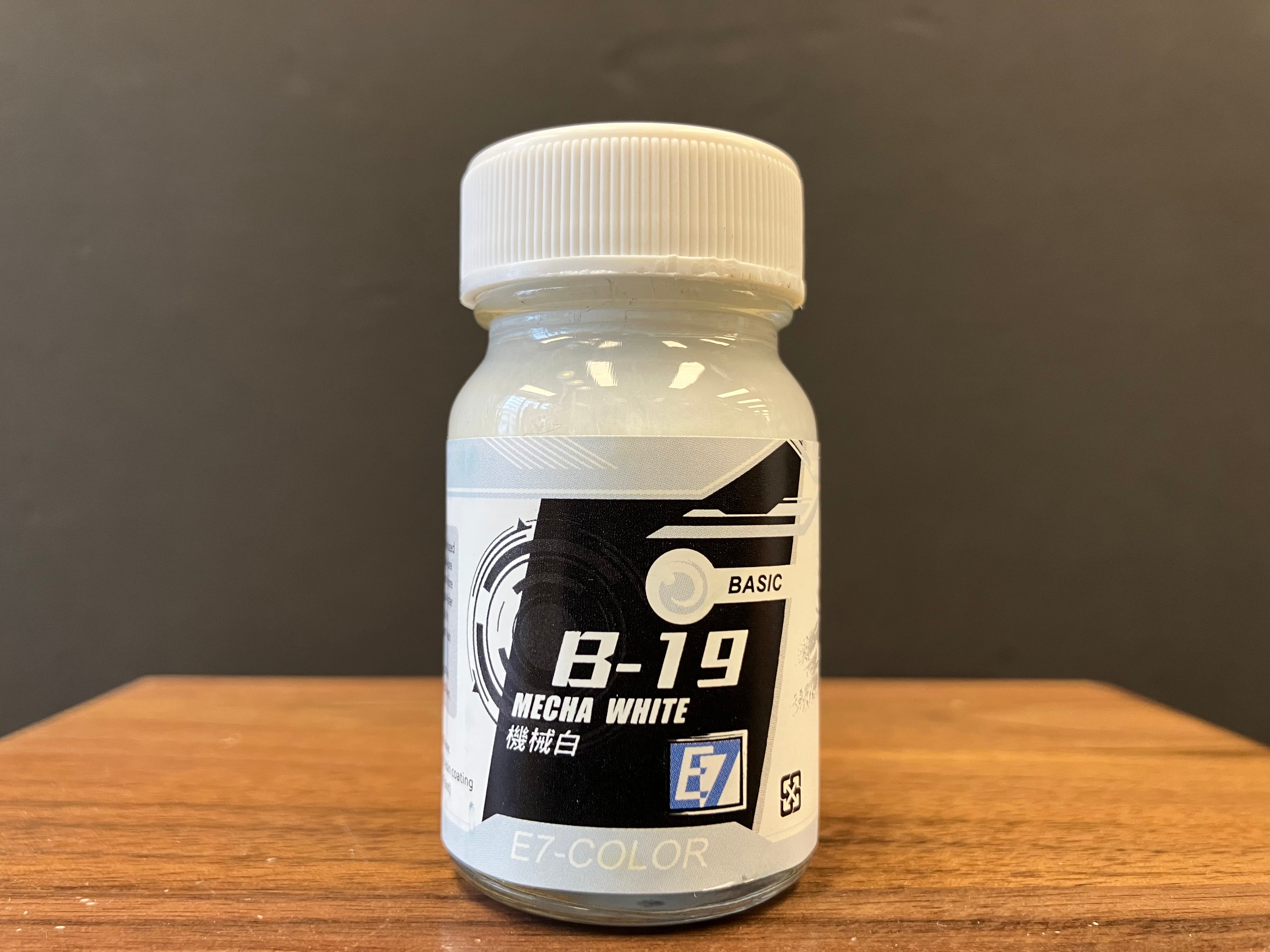 Basic Color: Mecha White 機械白色 [灰階] B-19 (20 ml)