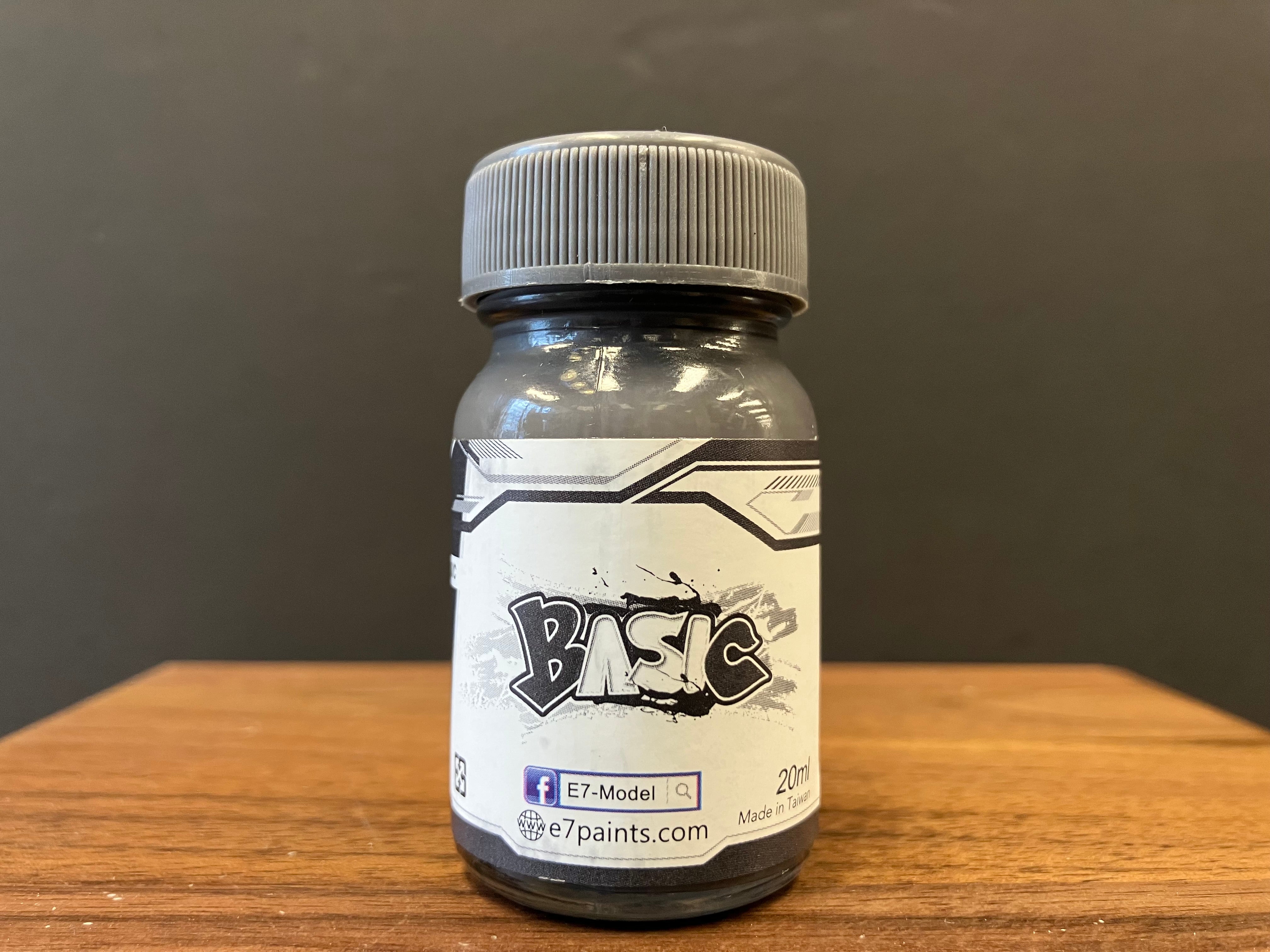 Basic Color: Dark Frame Grey 深骨架灰色 [灰階] B-20 (20 ml)
