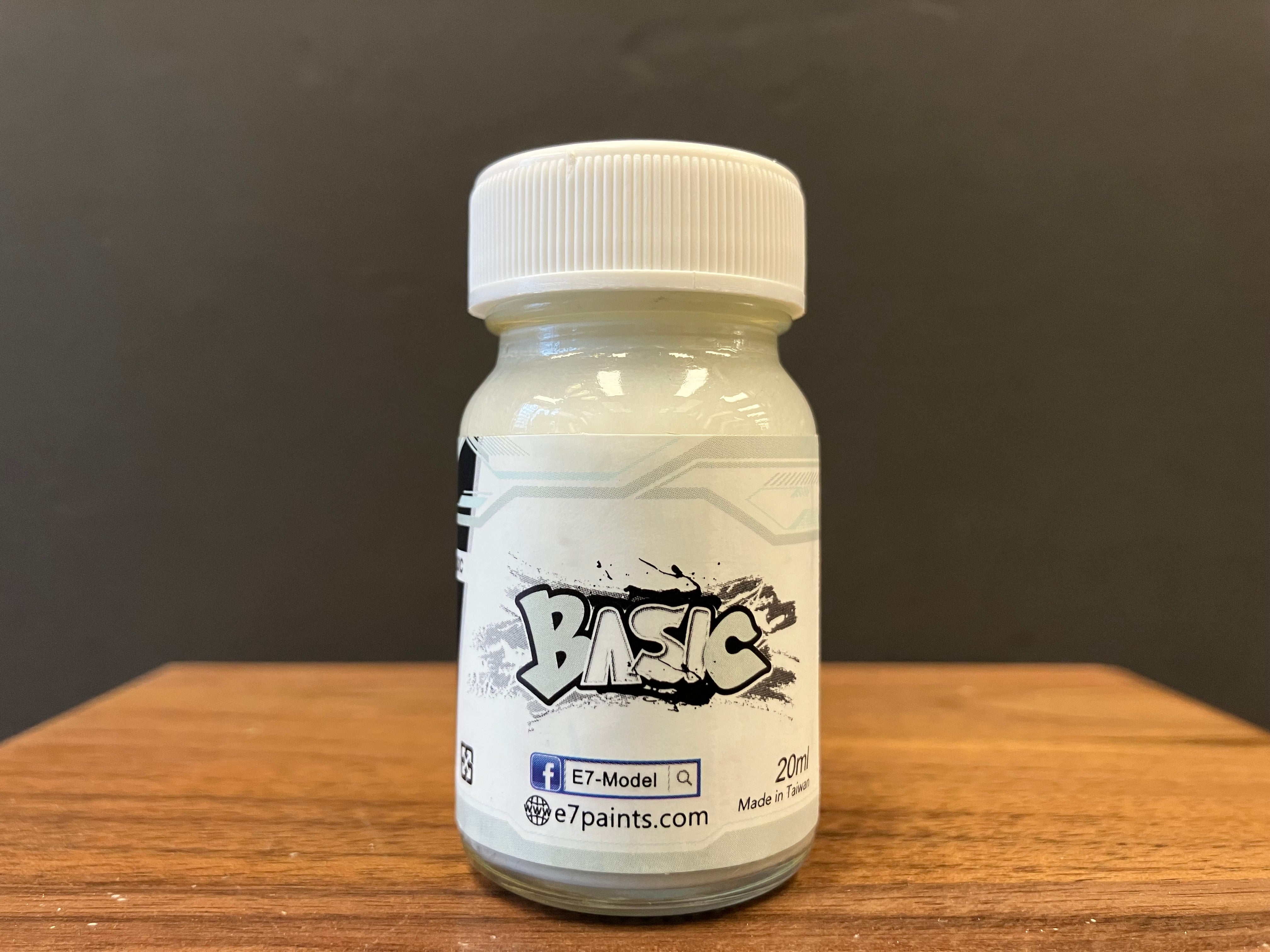 Basic Color: Warm White 機械暖白色 [灰階] B-22 (20 ml)