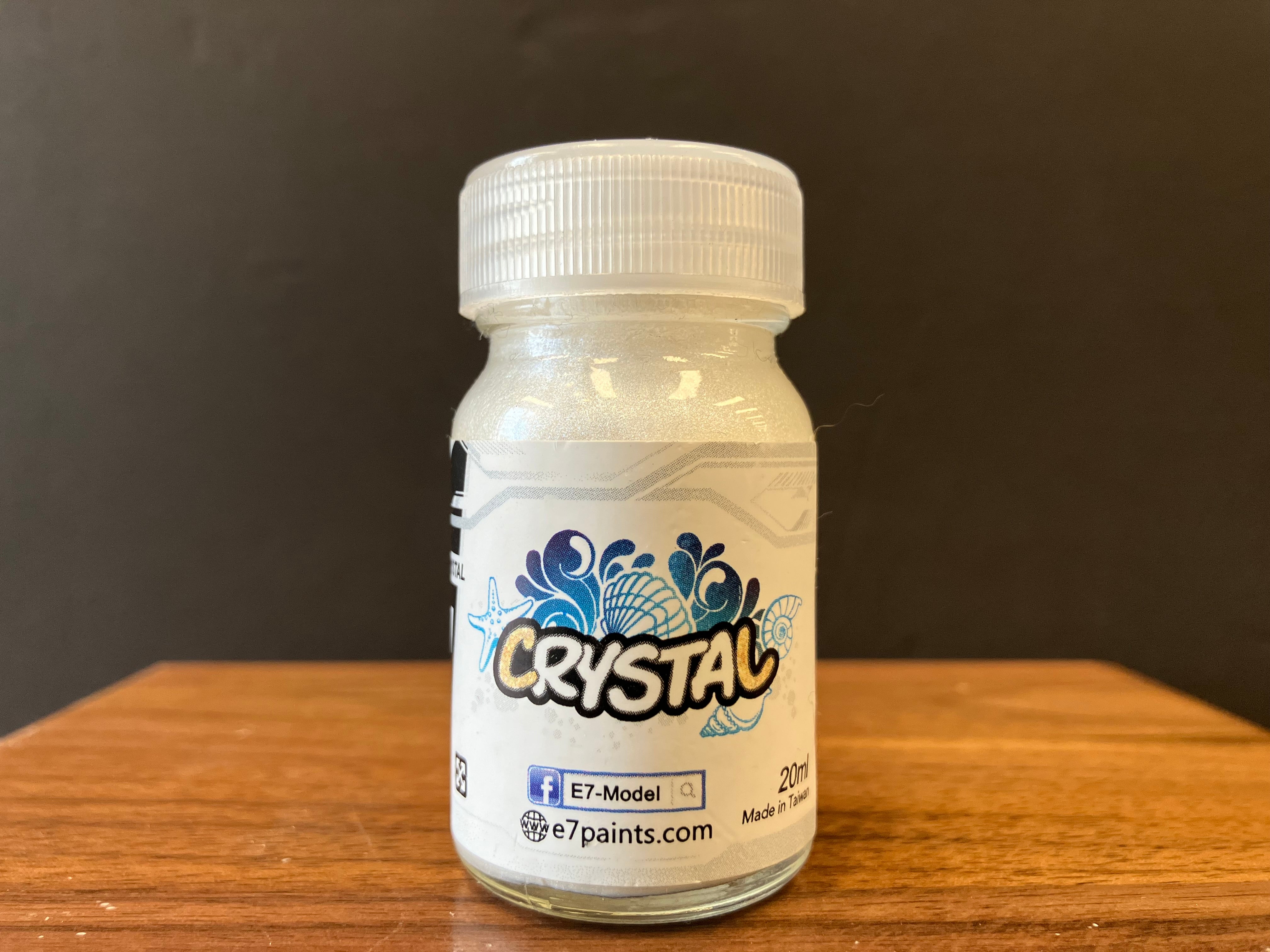 Crystal Color: Crystal White [Cold] 冷白珍珠色 CR-09 (20 ml)